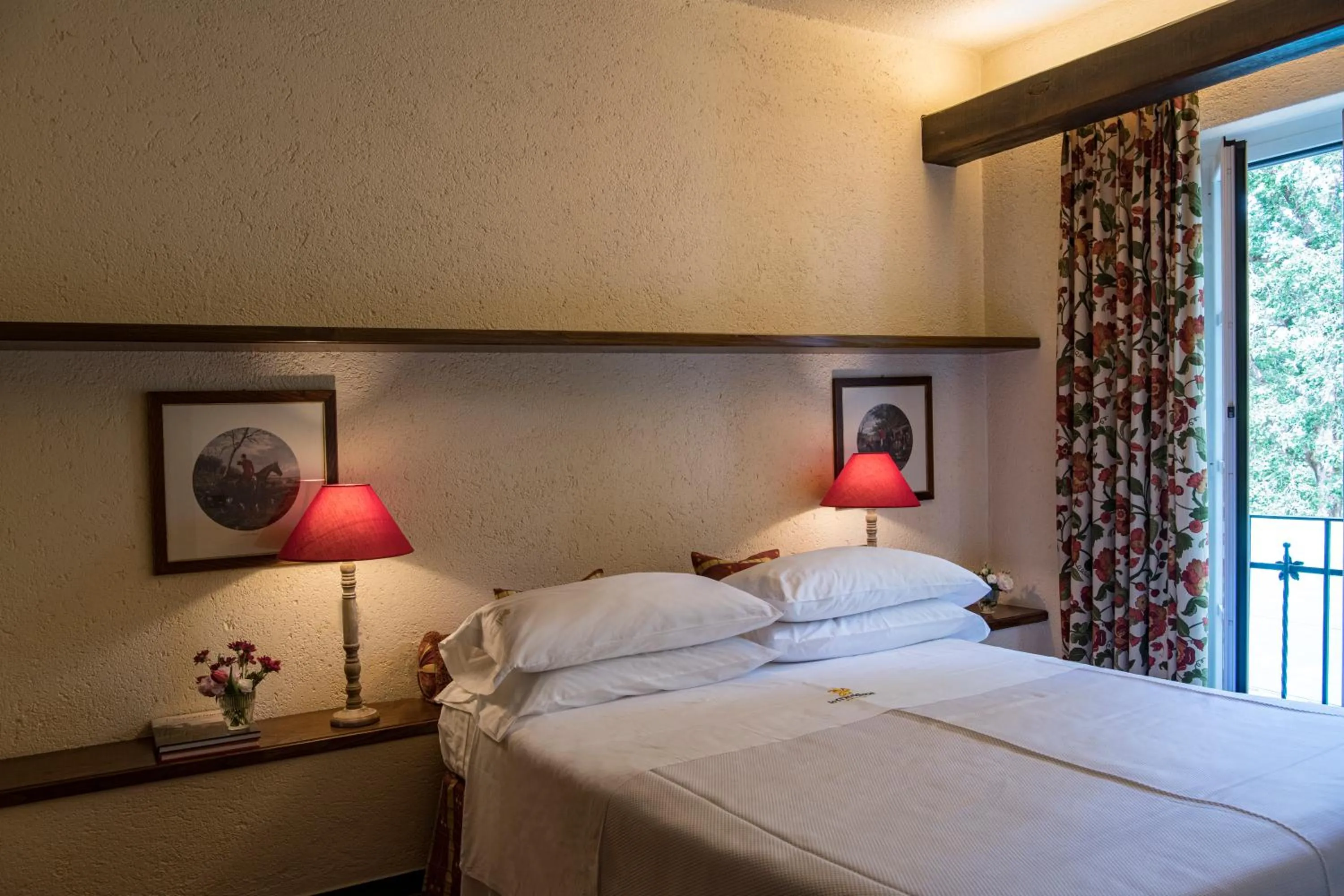 Bed in La Meridiana ReIais & Chateaux