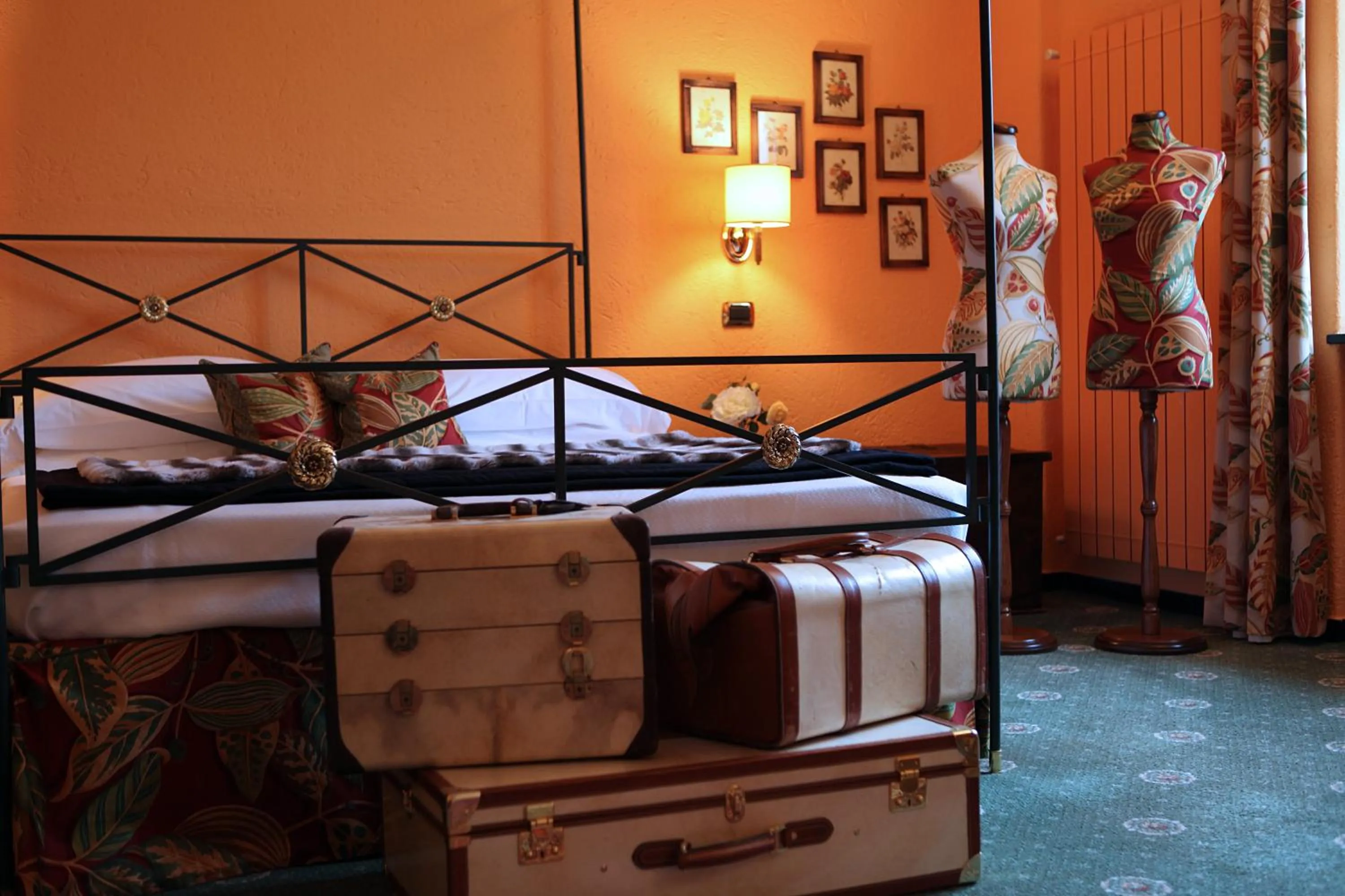 Decorative detail, Bed in La Meridiana ReIais & Chateaux