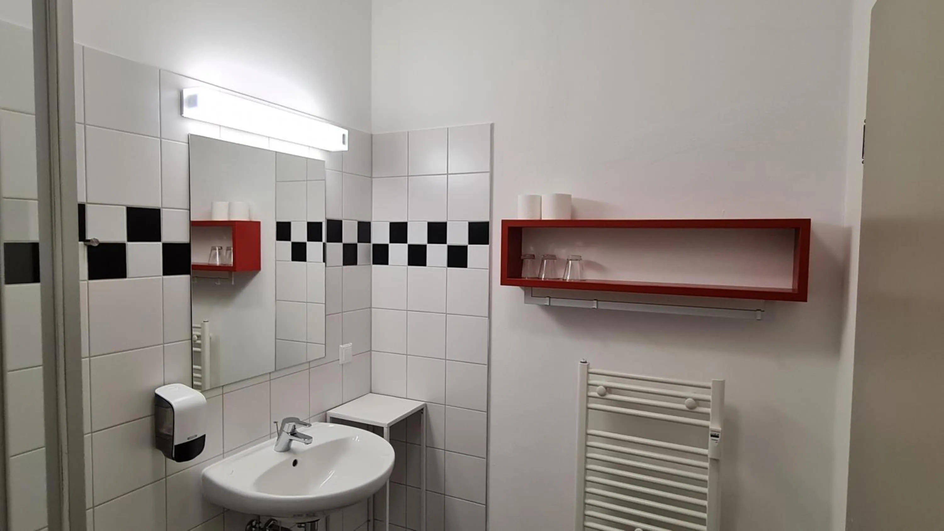 Bathroom in Hotel Cranach-Herberge City Centre