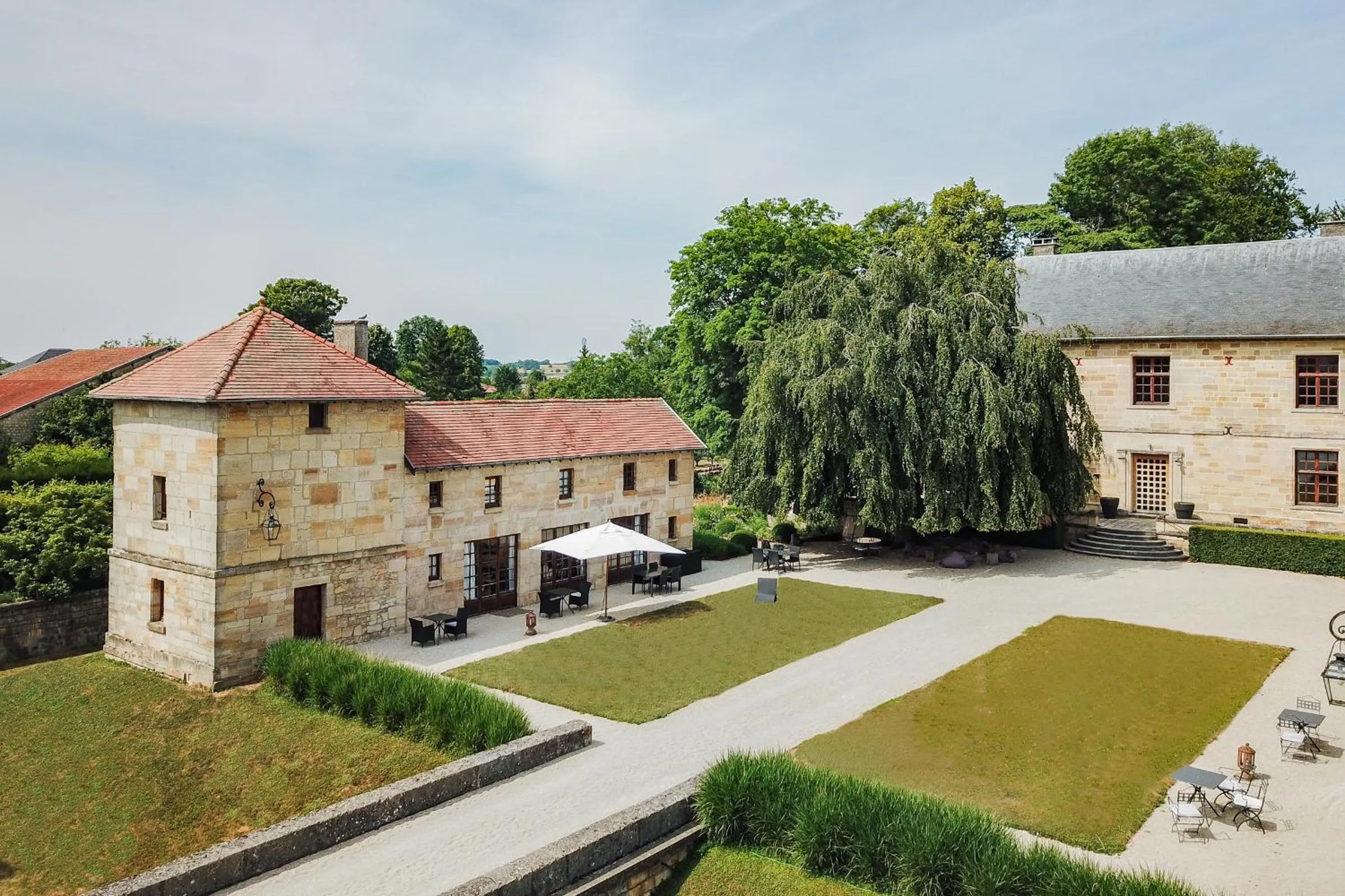 Property building in La Maison Forte