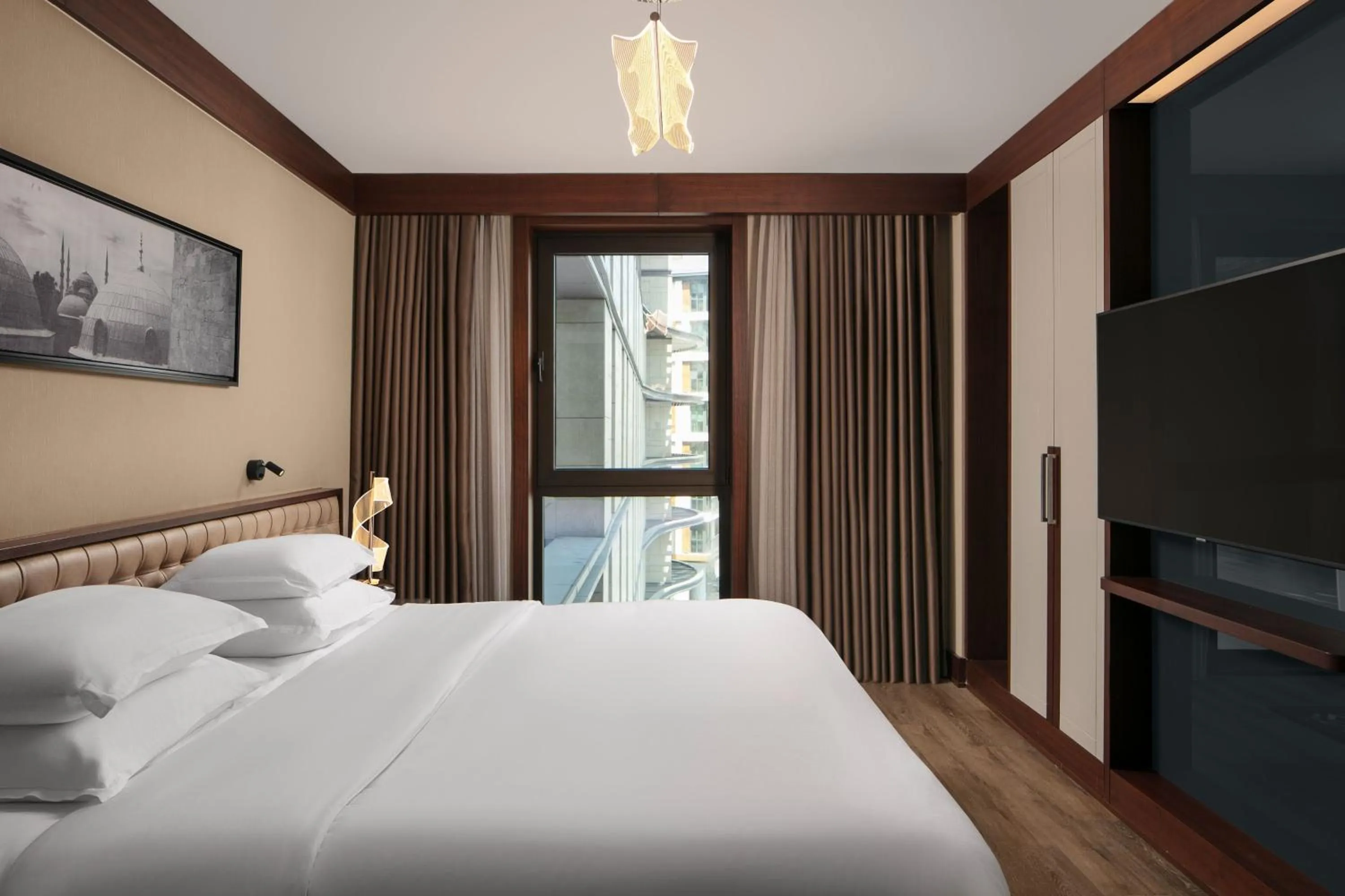 Bedroom, Bed in Sheraton Istanbul City Center