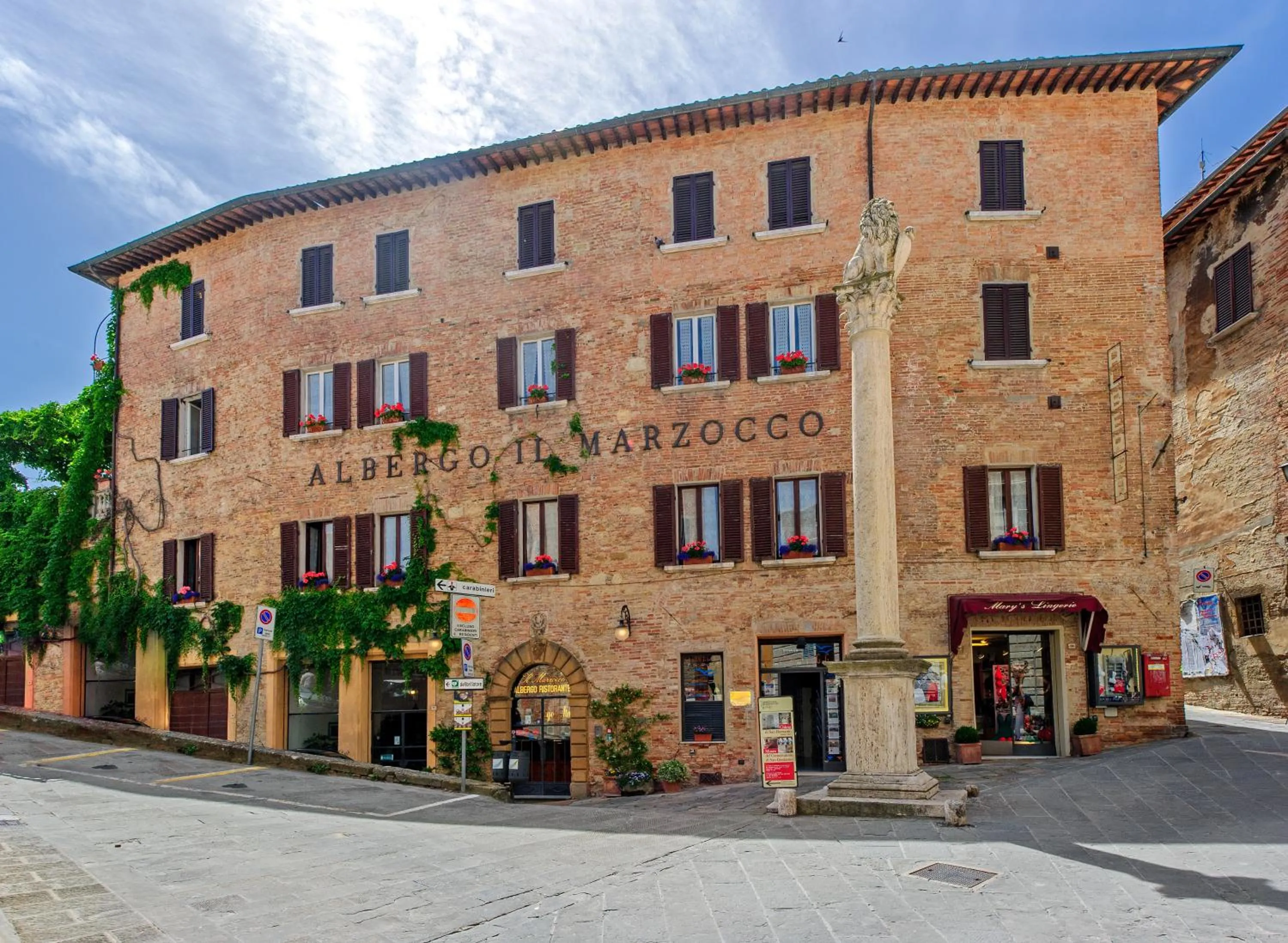 Property building in Albergo Il Marzocco - Hotel dal 1860