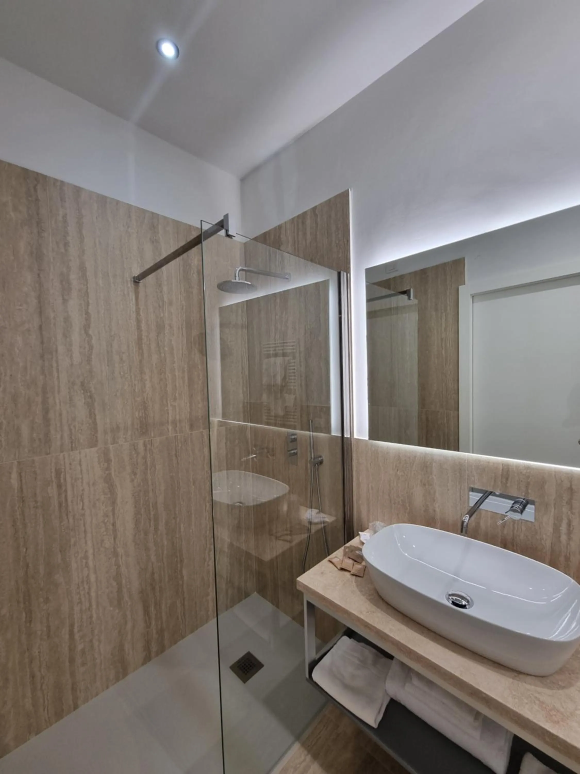 Shower in Albergo Il Marzocco - Hotel dal 1860