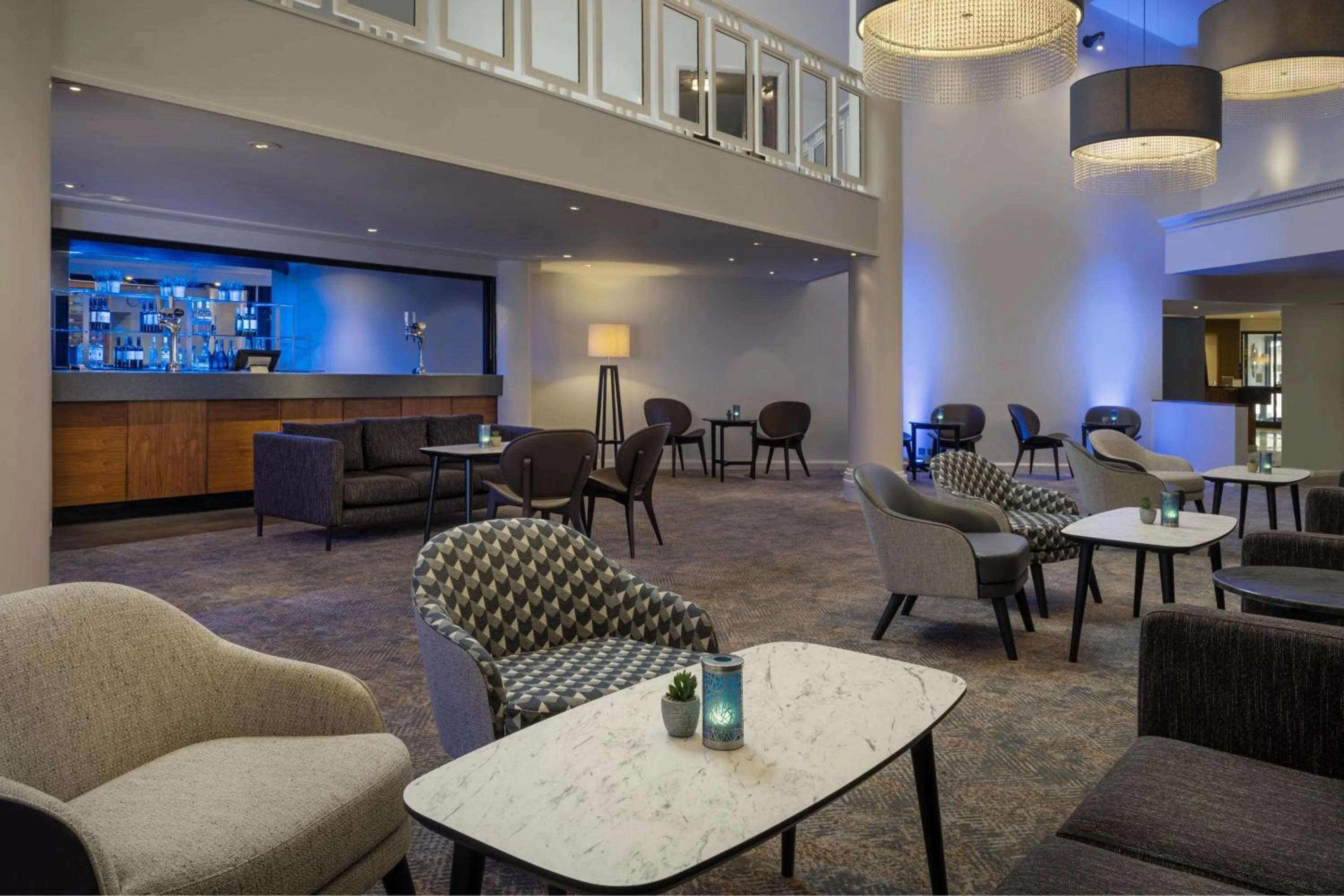 Lounge or bar in Delta Hotels by Marriott Peterborough