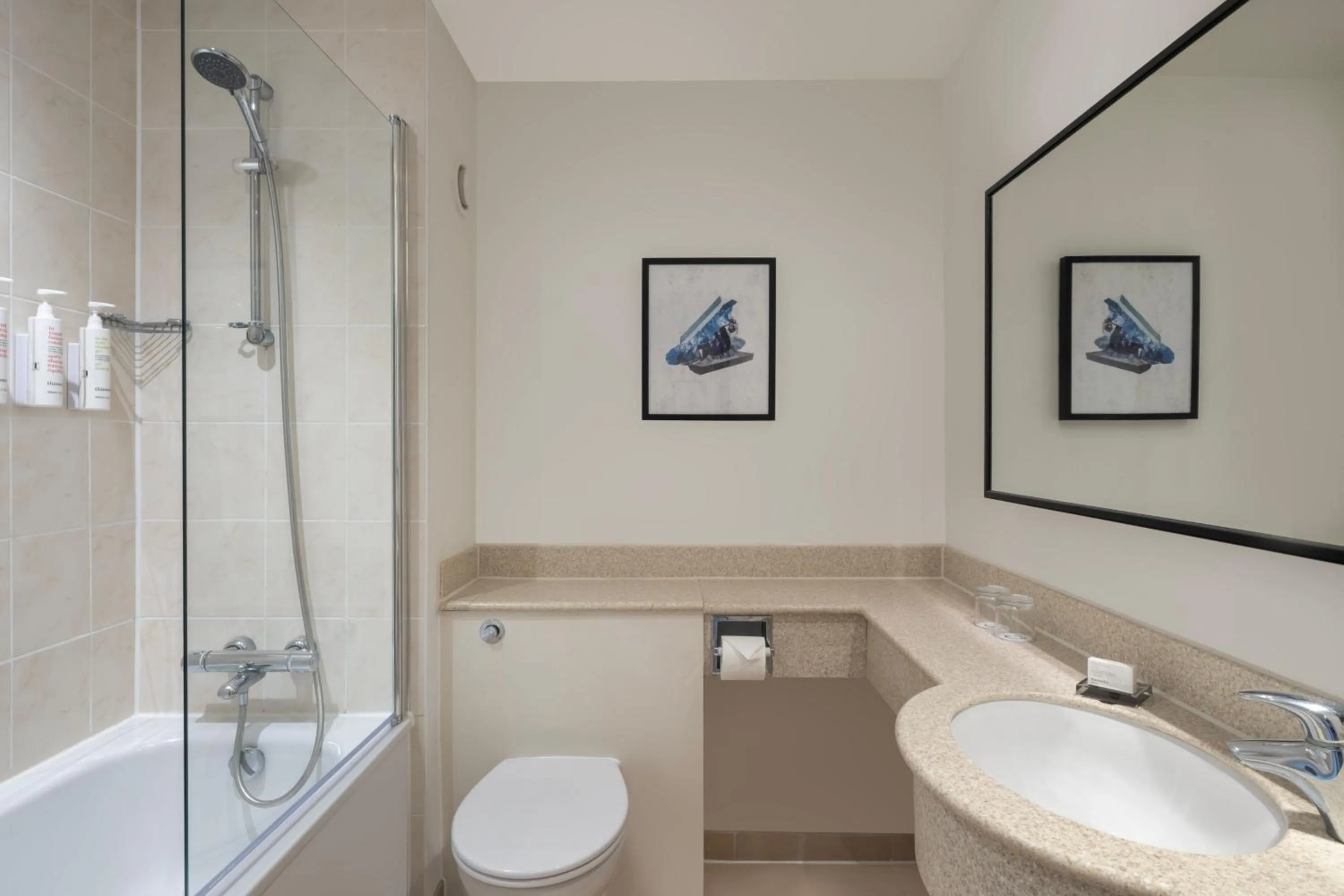 Bathroom in Delta Hotels by Marriott Peterborough