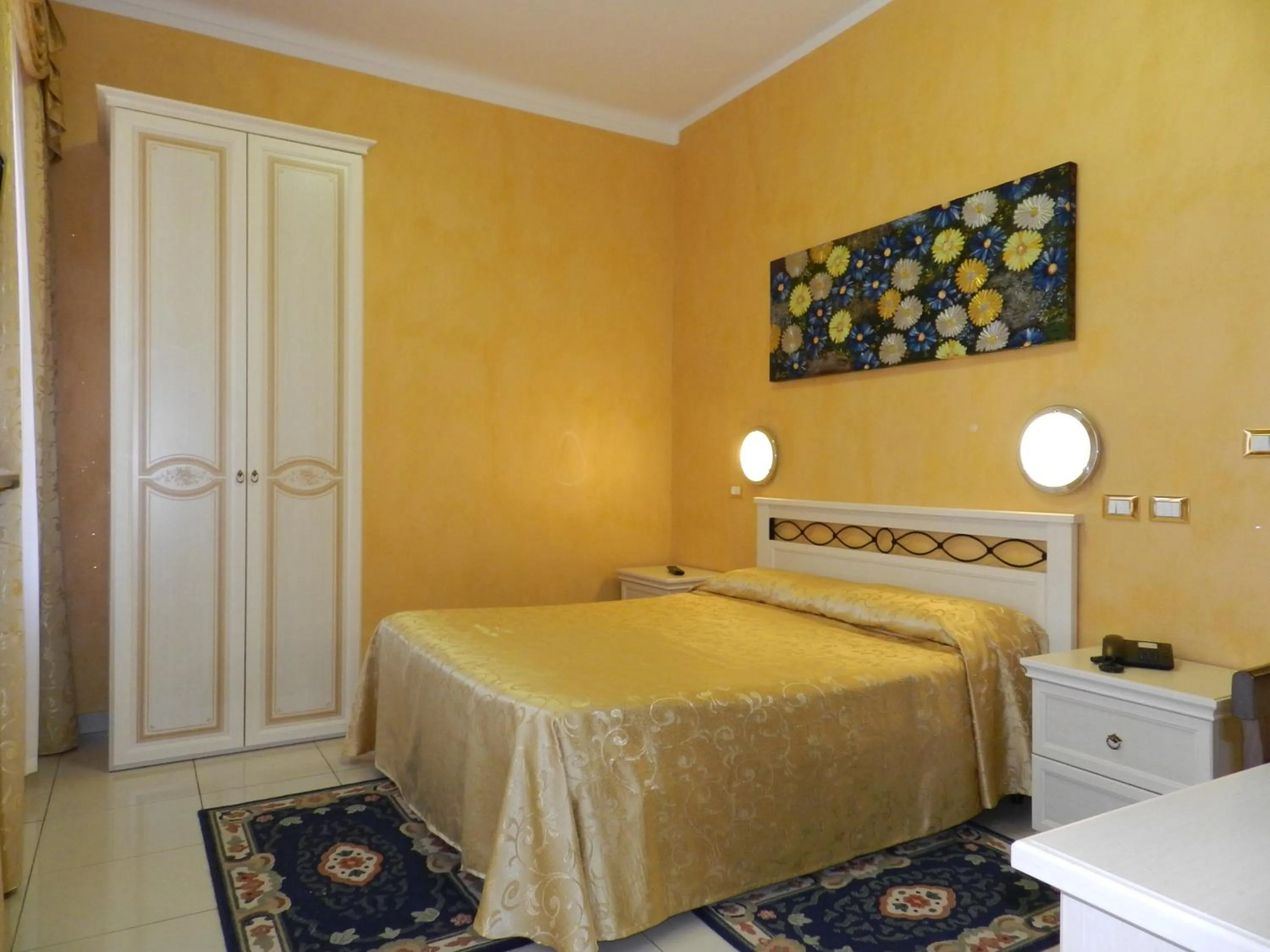 Photo of the whole room, Bed in Appartamenti Valdocco