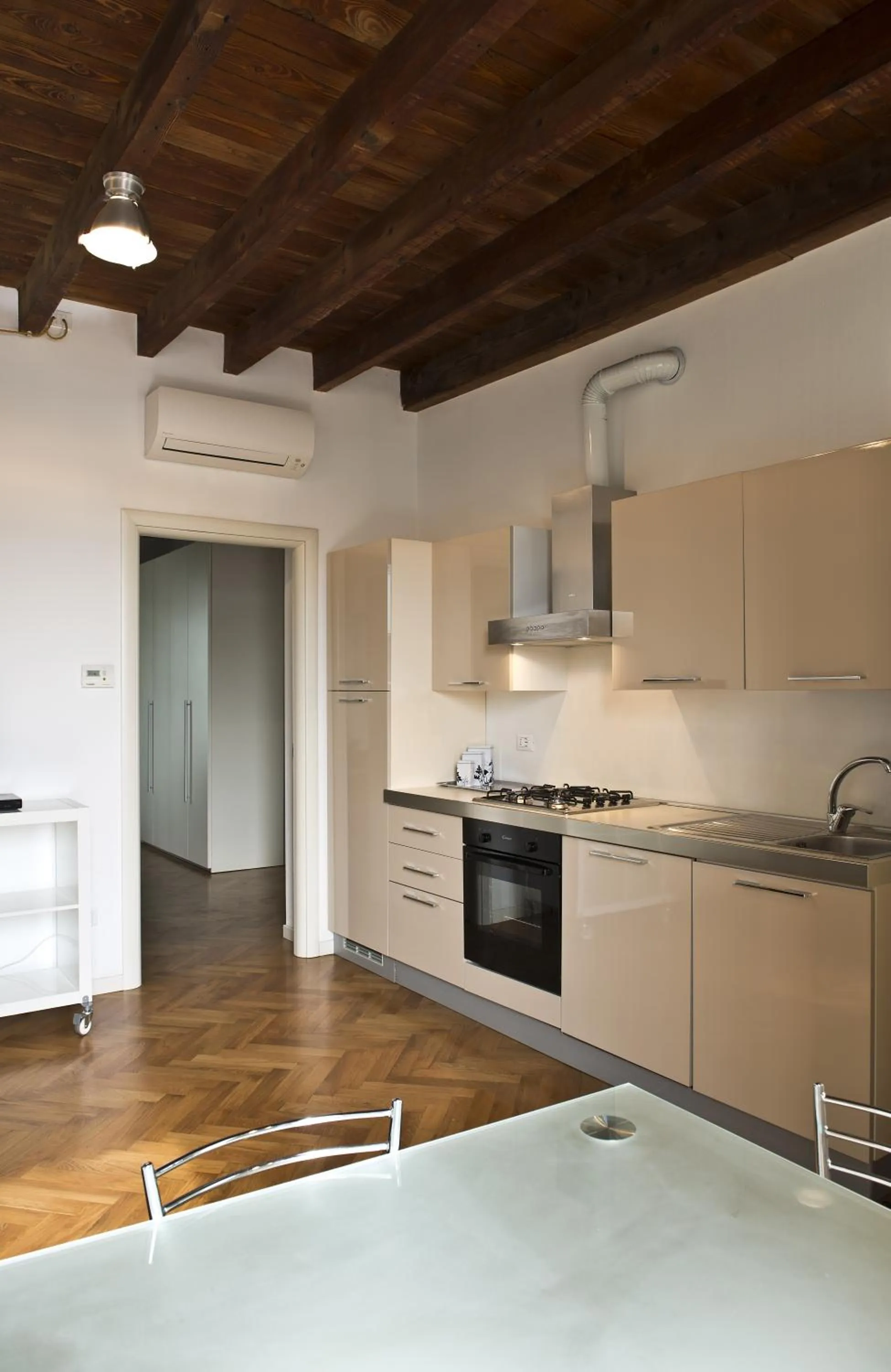 Kitchen or kitchenette in La Maison del Capestrano