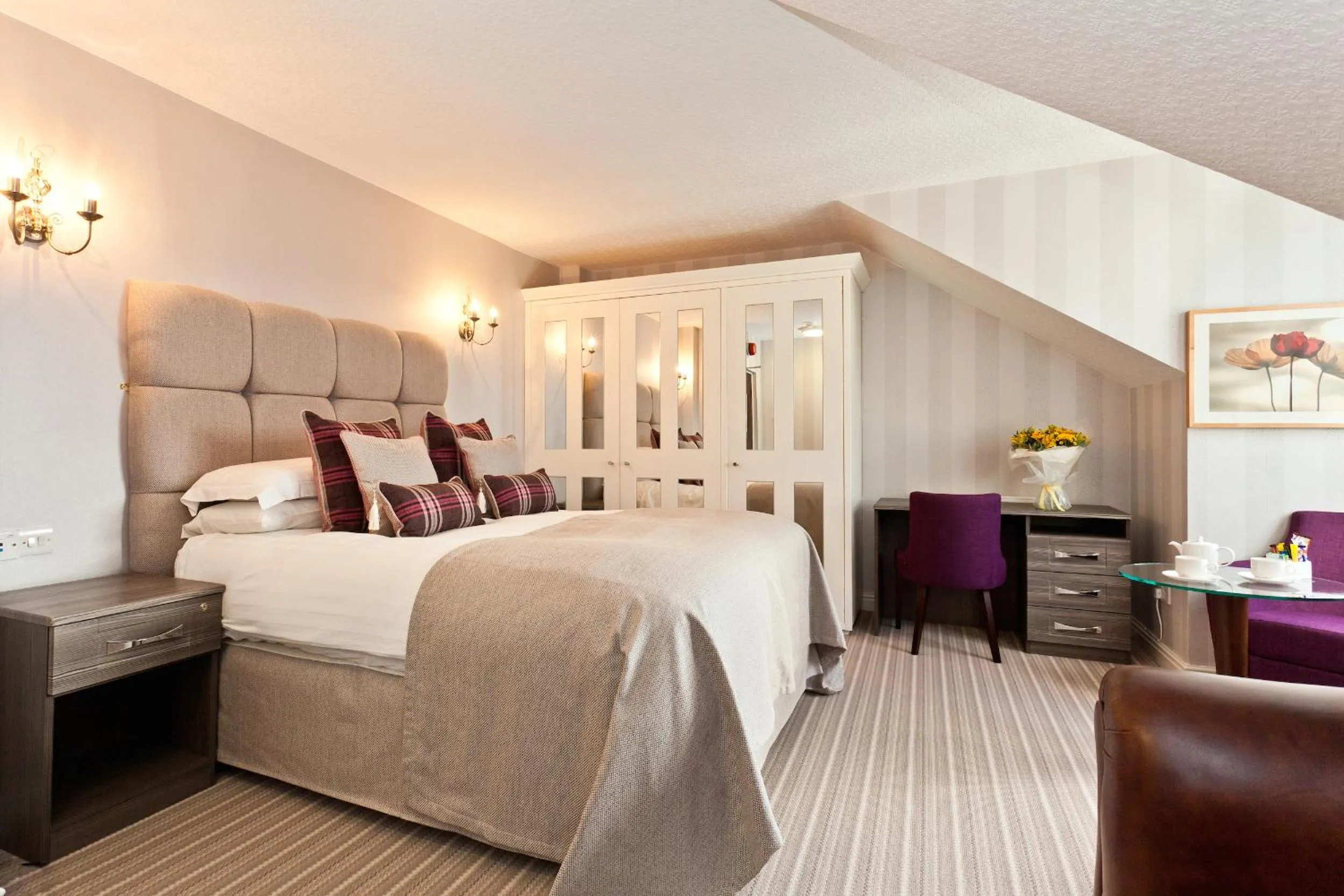 Bed in Windermere Hillthwaite Hotel