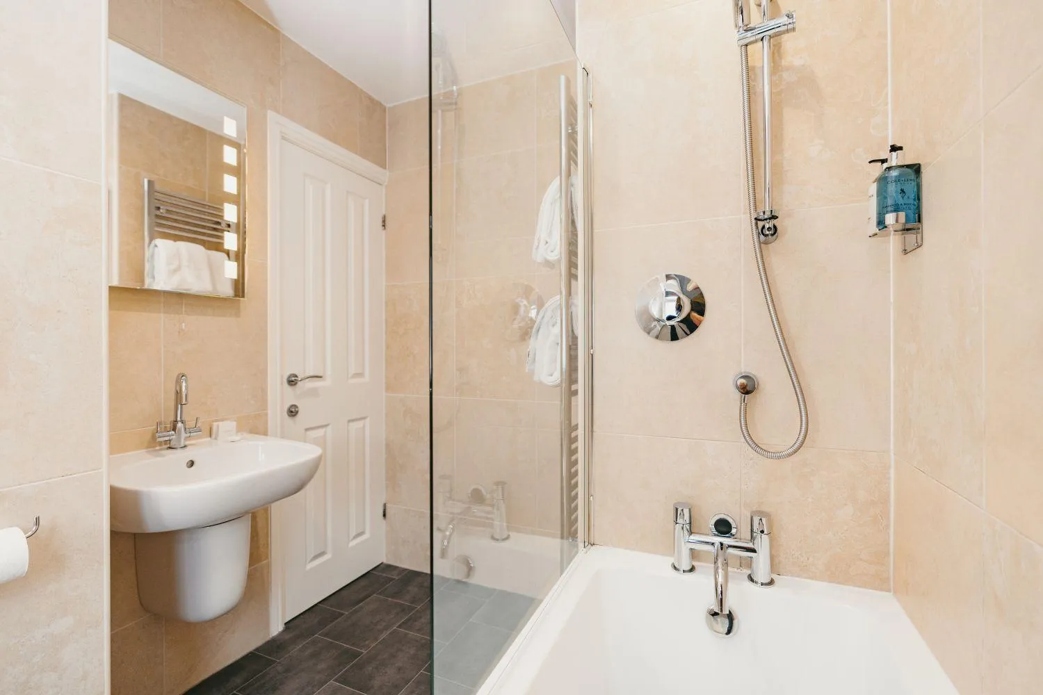 Bathroom in Windermere Hillthwaite Hotel