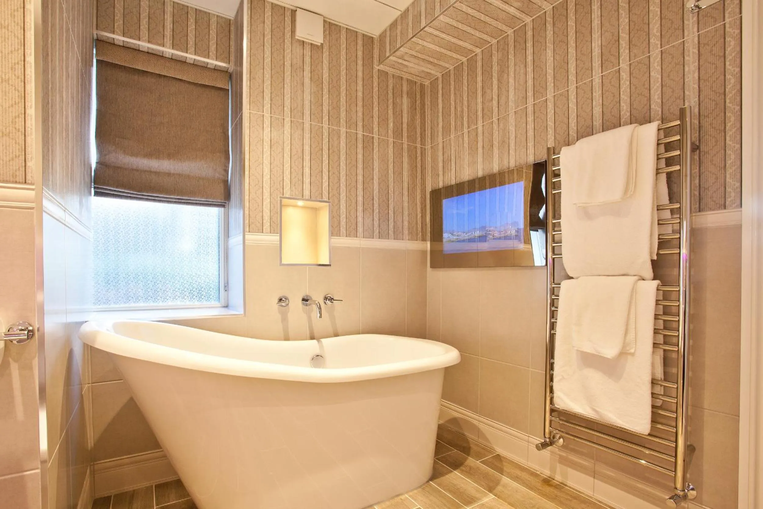 Bathroom in Windermere Hillthwaite Hotel