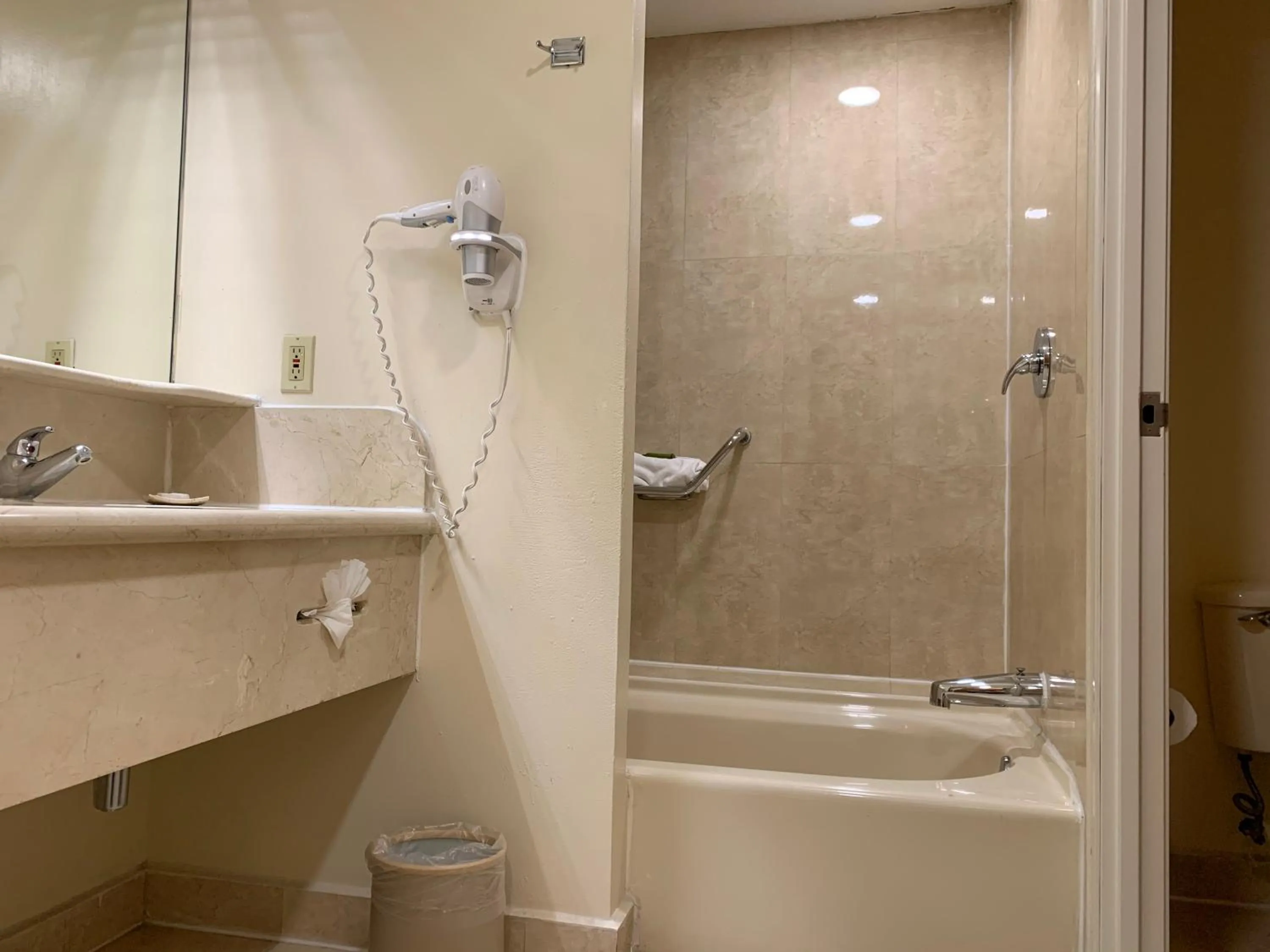 Bathroom in Hotel Villa Florida Puebla