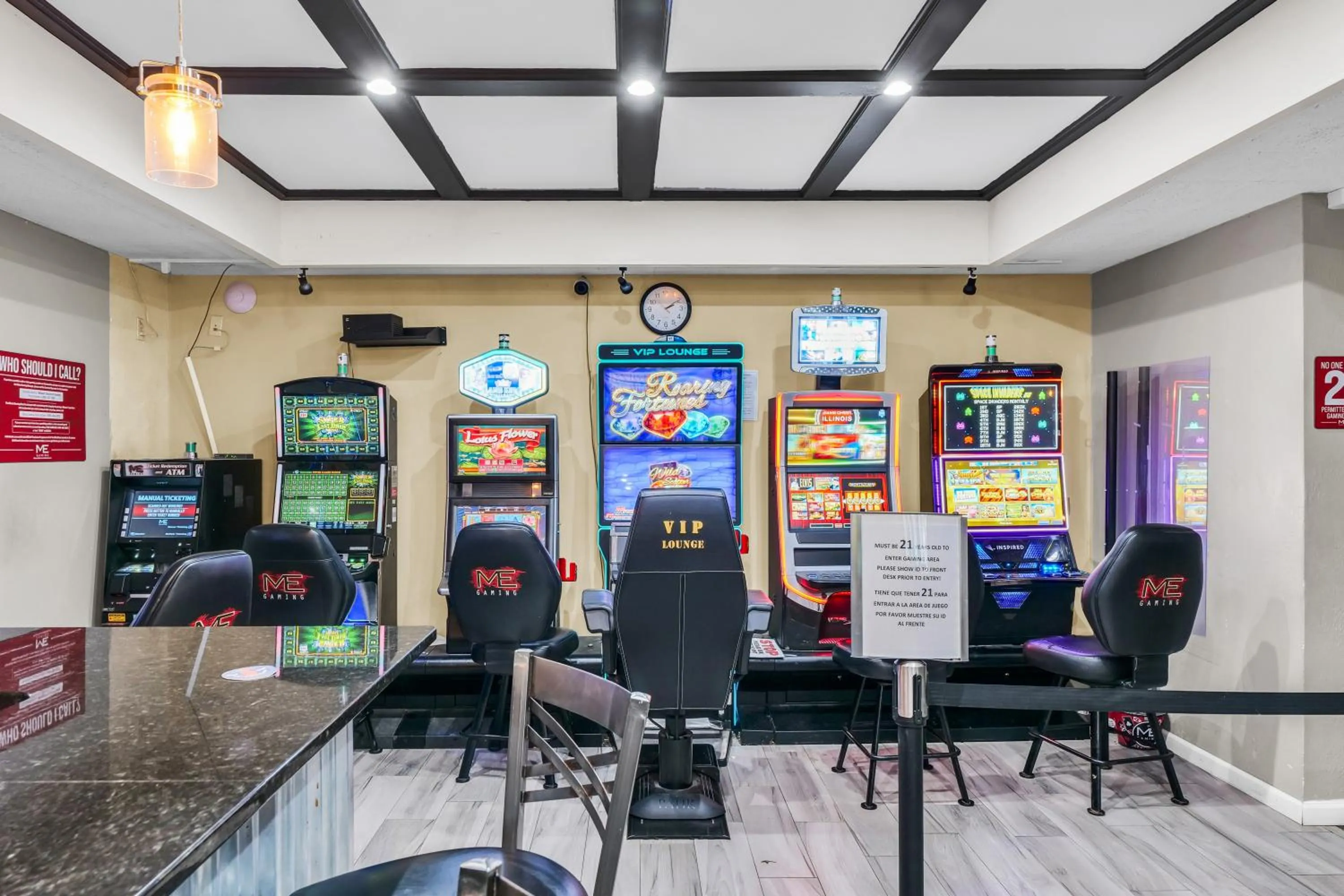 Game Room in Eastlake Suites Hotel & Conference Center By OYO Urbana