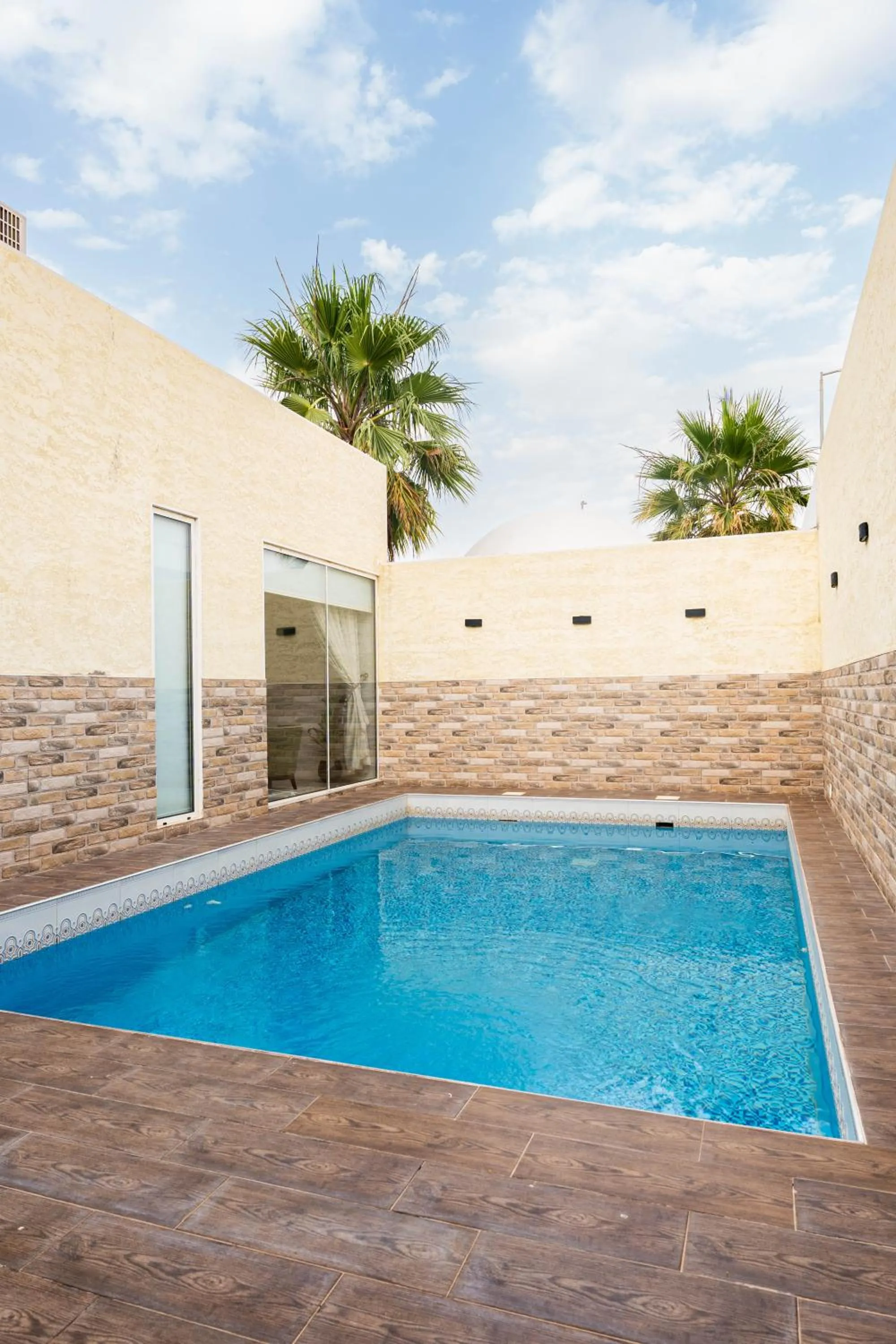 Swimming pool in Talah Resort