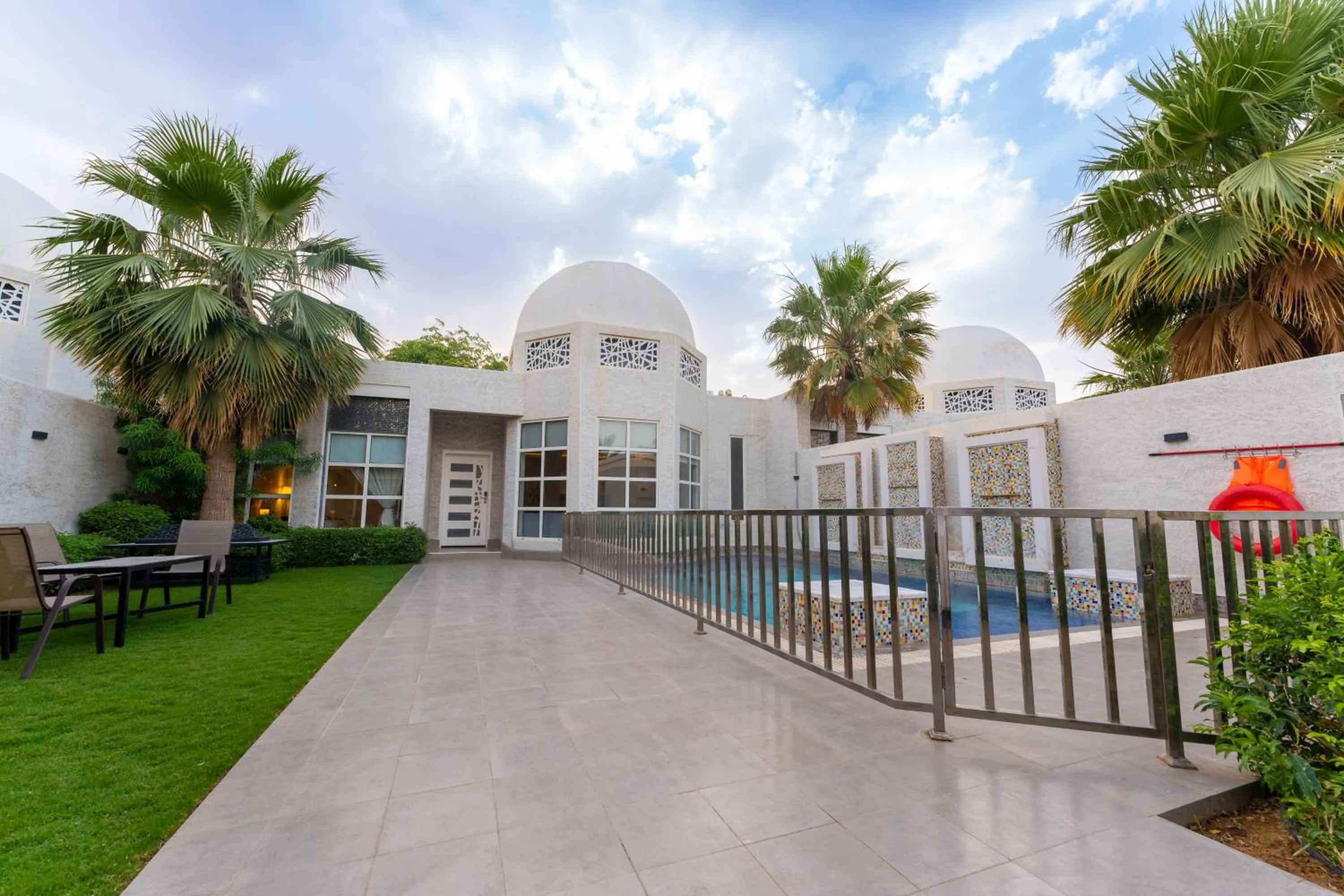 Swimming pool in Talah Resort