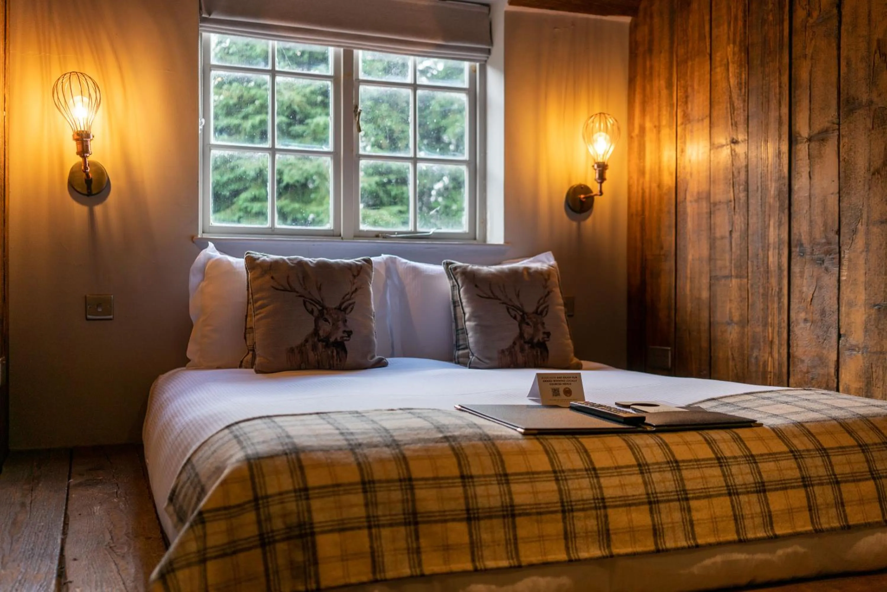 Bed in Bourne Valley Inn