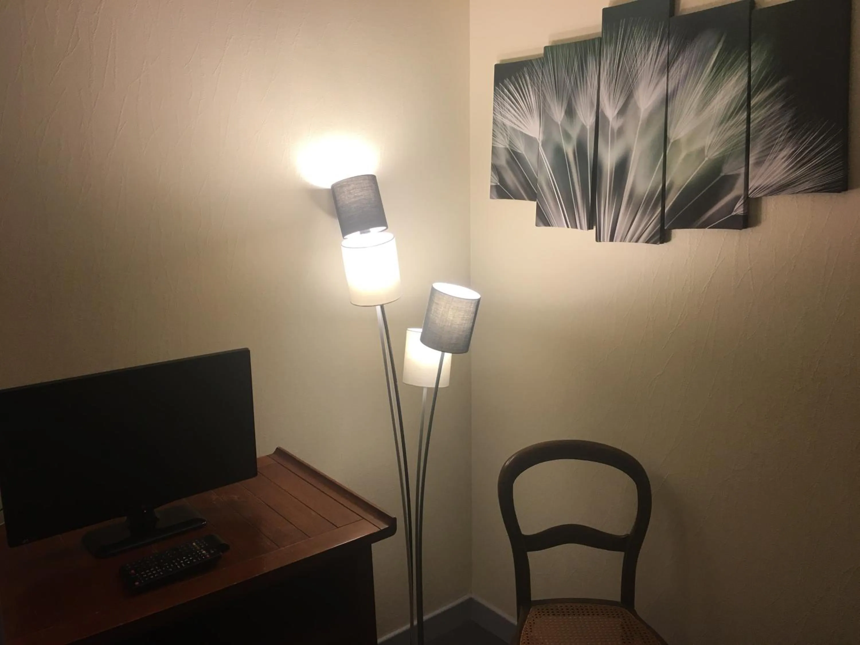 Bedroom in Joly Saint Sauveur