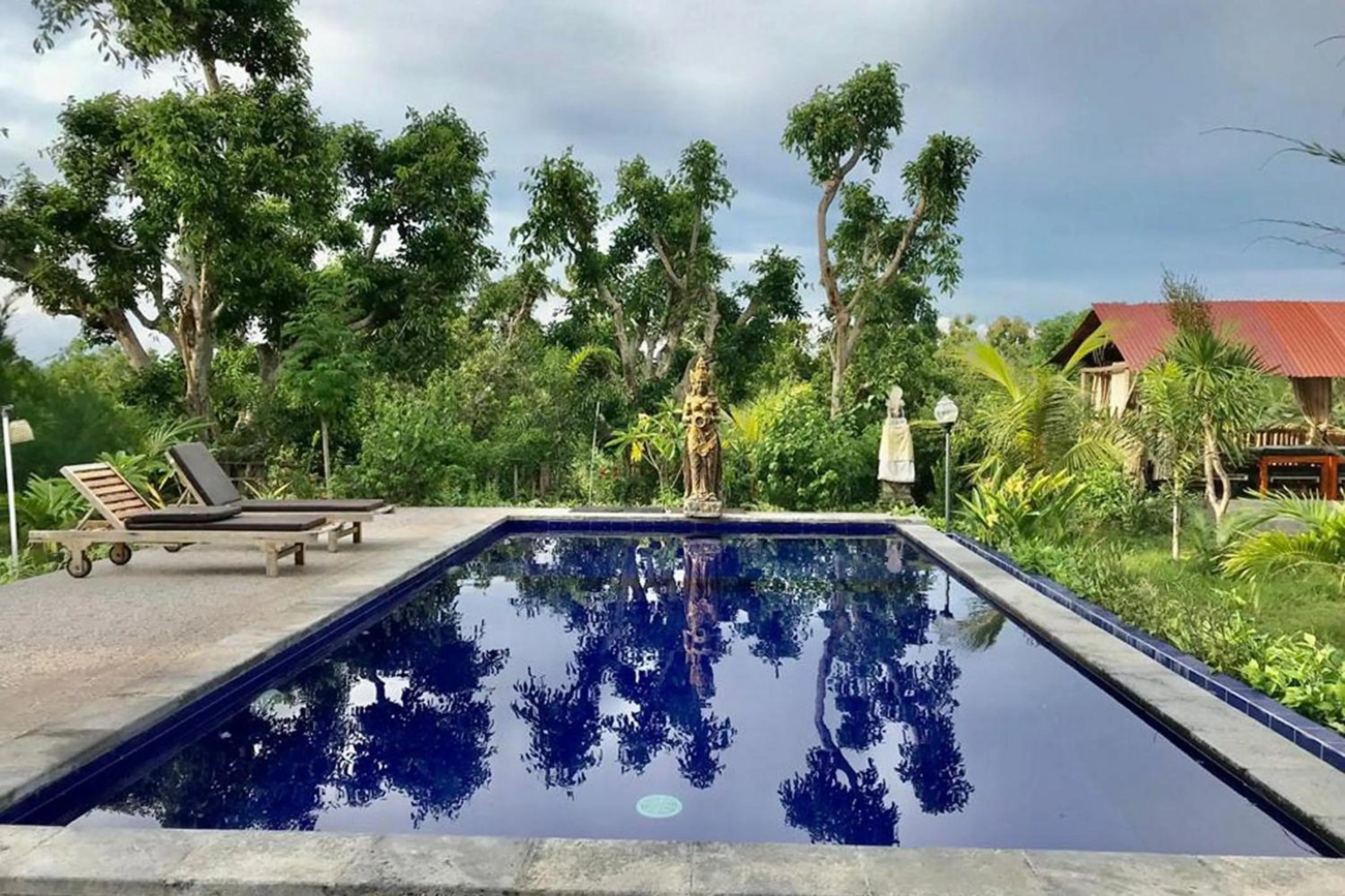 Swimming pool in Kubu Sental Cottage