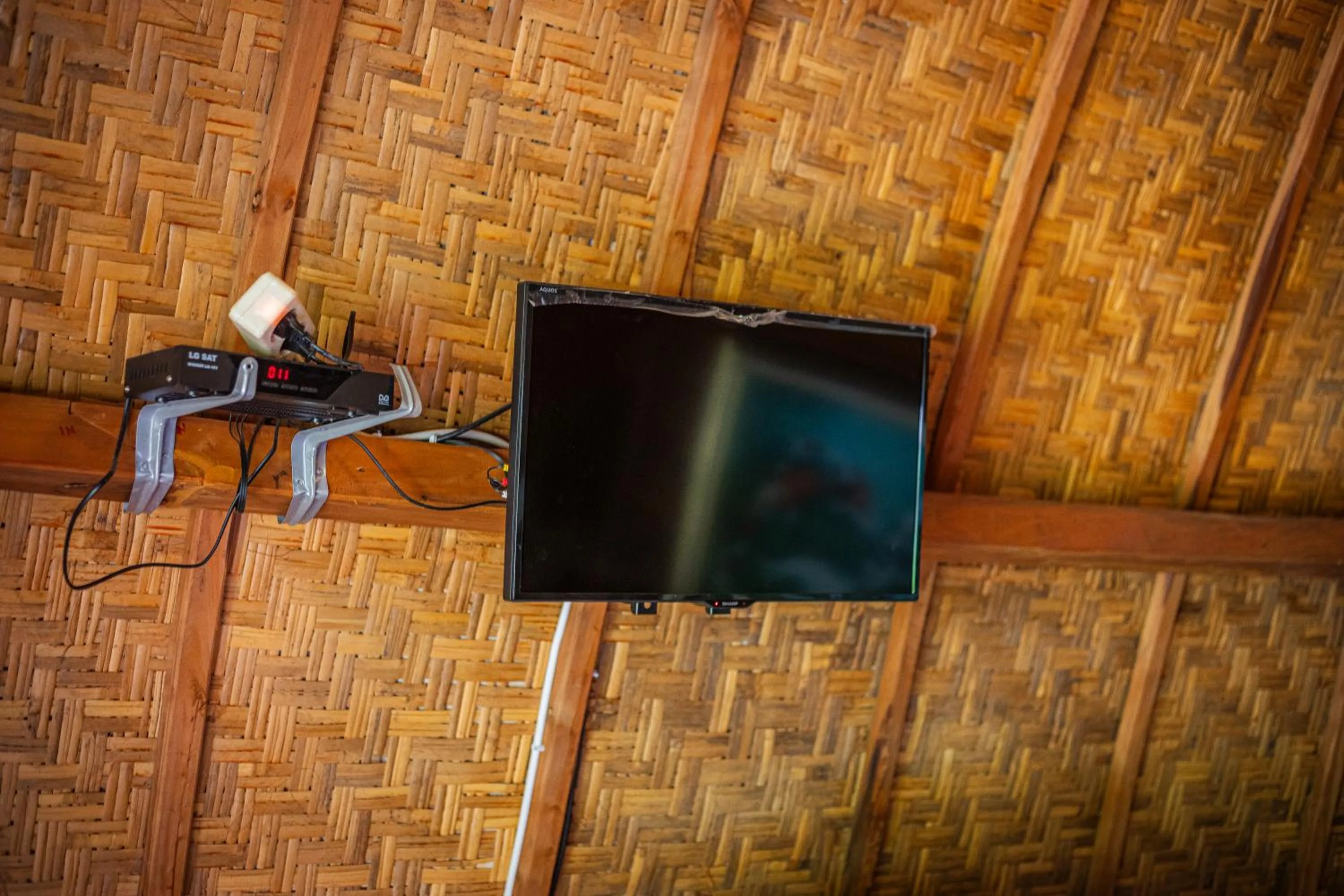 TV and multimedia in Kubu Sental Cottage