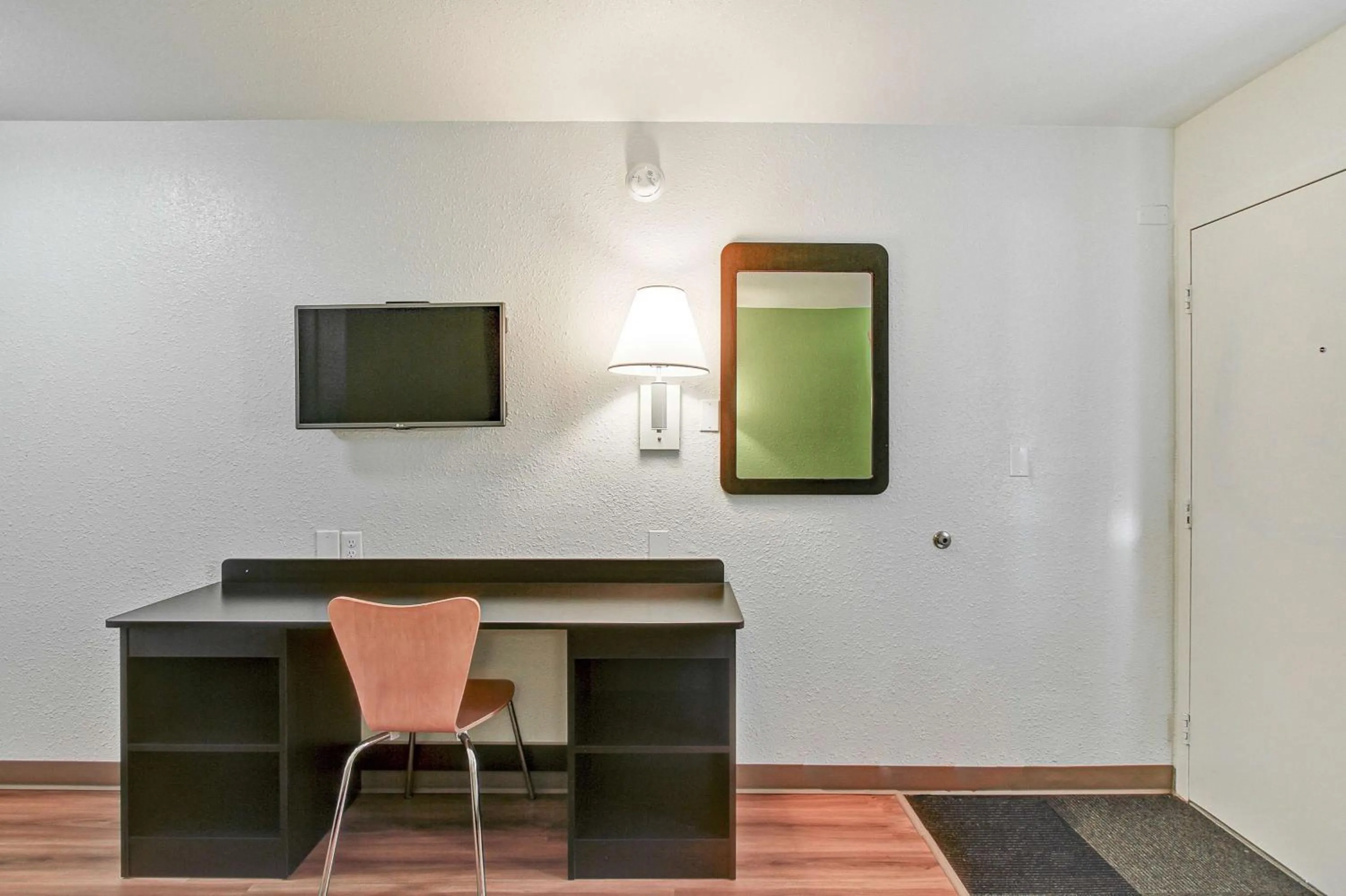 On site in Motel 6-Green Bay, WI