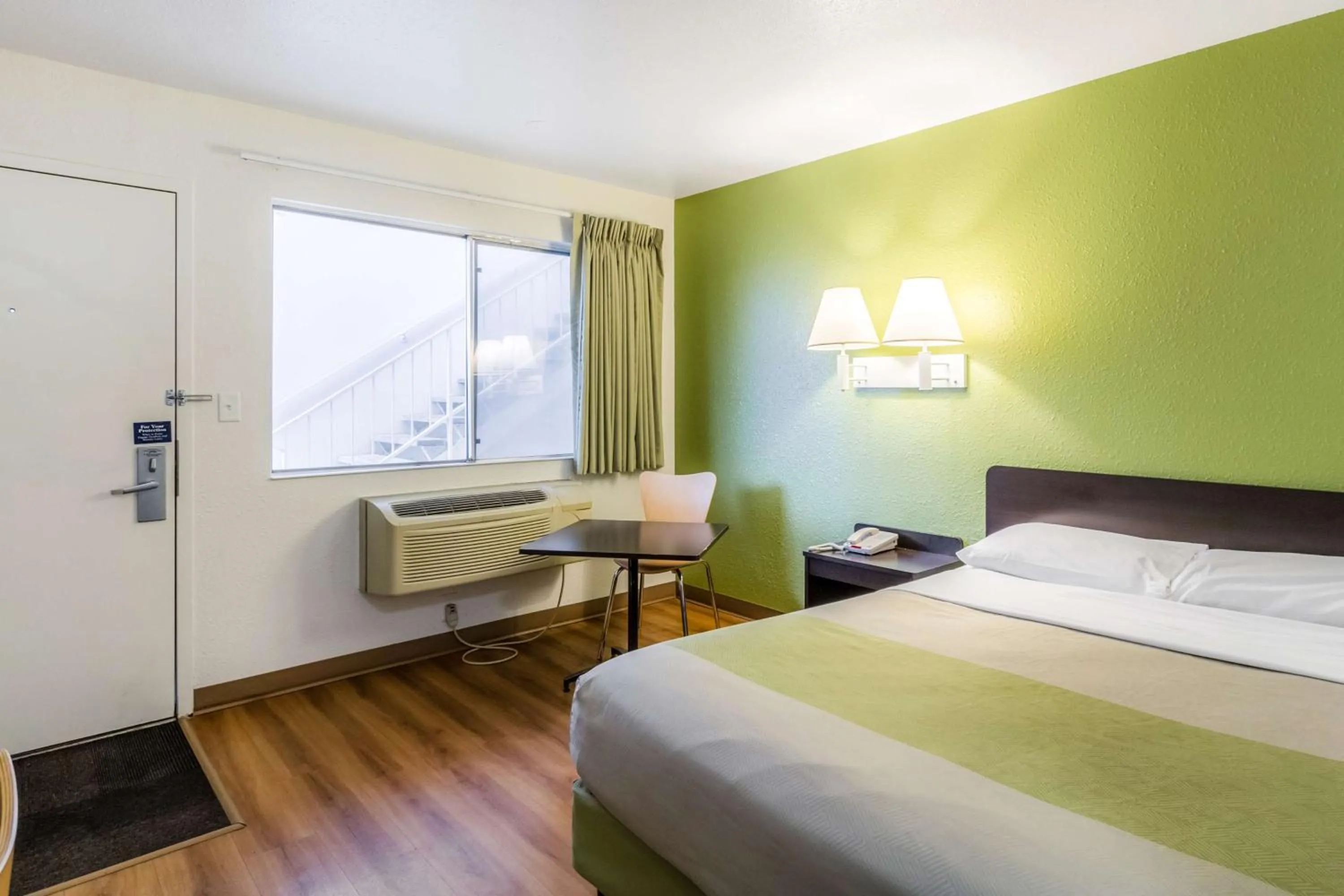 Bedroom, Bed in Motel 6-Green Bay, WI