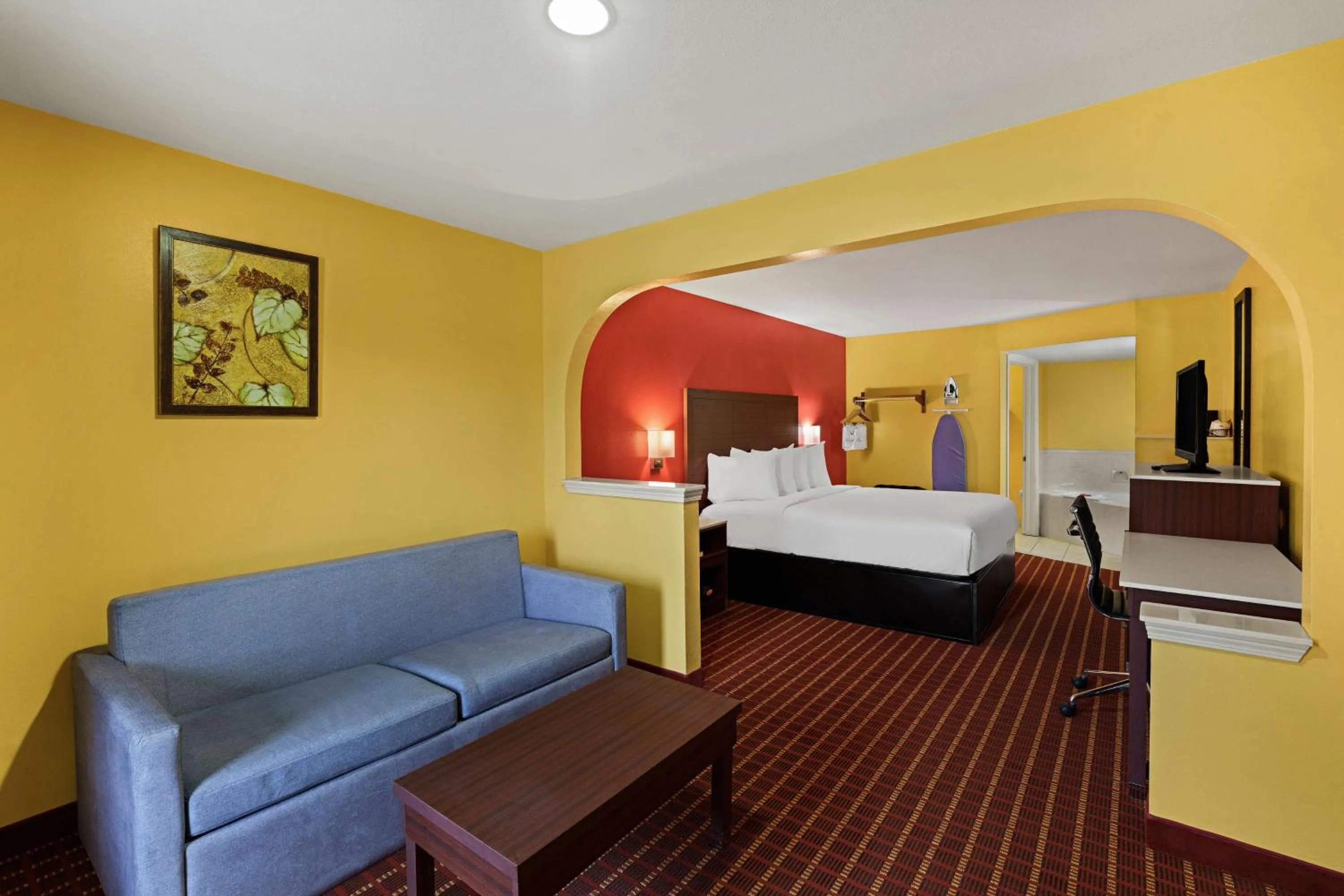 Bedroom, Bed in SureStay by Best Western Gulfport