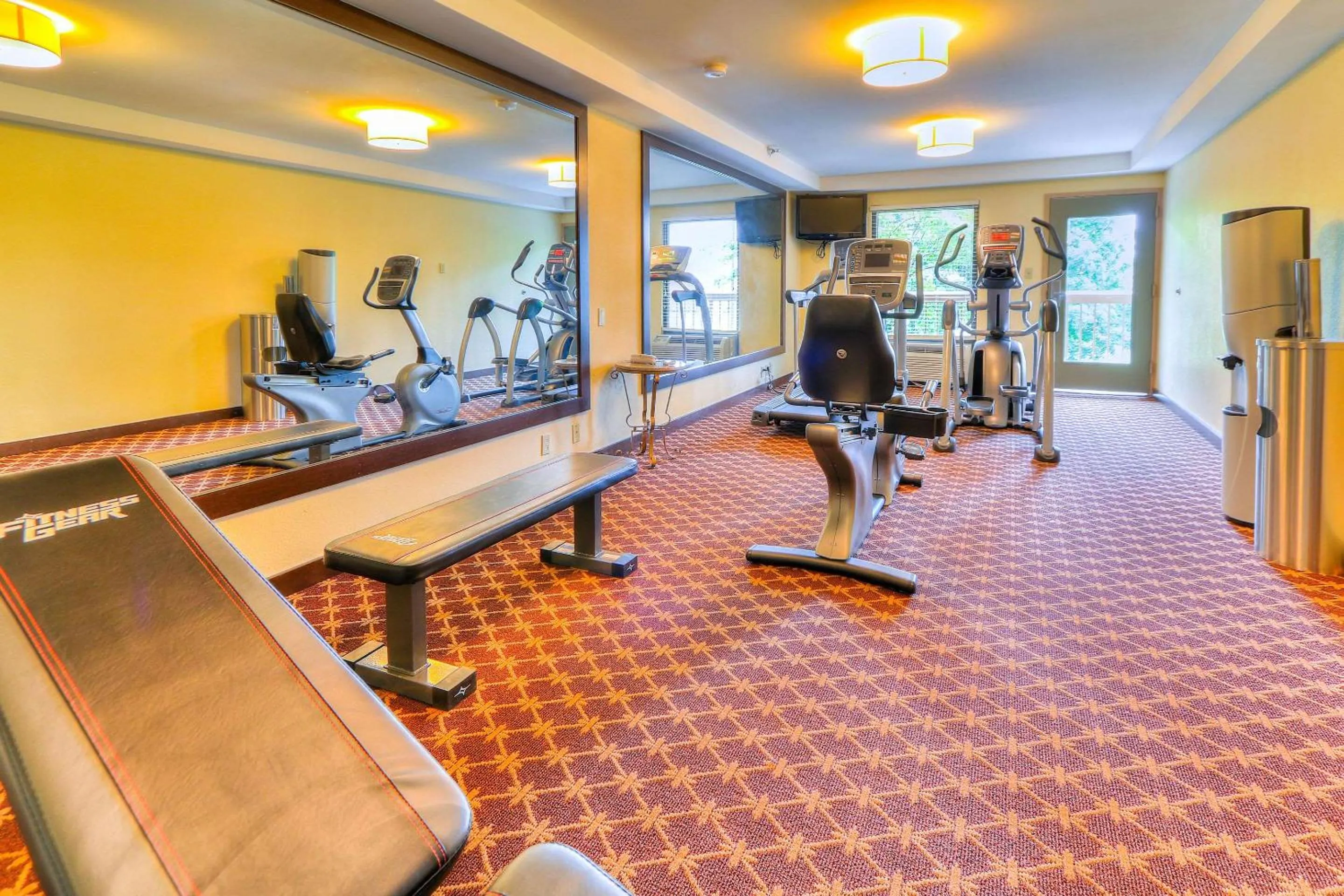 Fitness centre/facilities in Quality Inn Near the Island Pigeon Forge