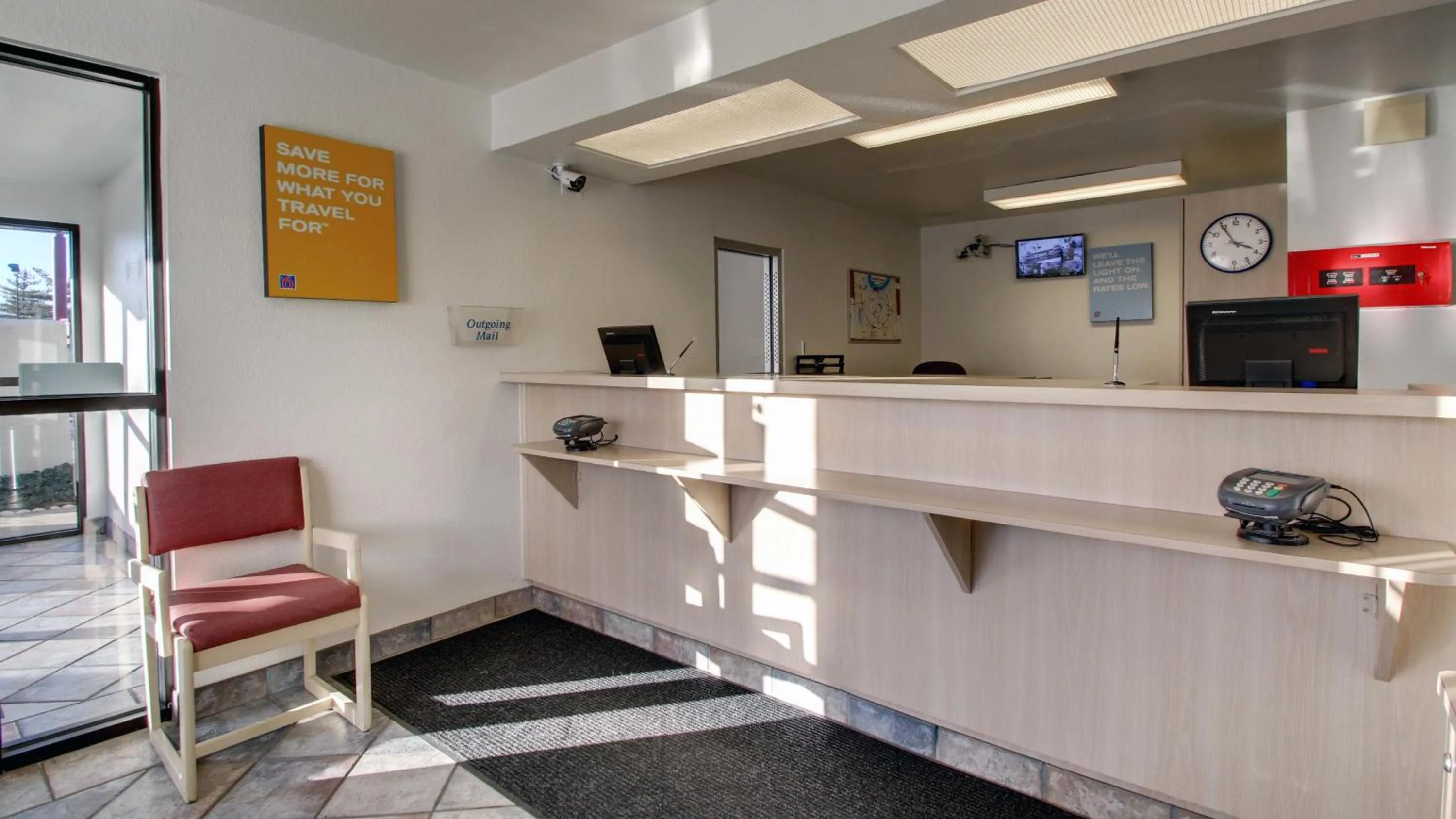 Lobby or reception in Motel 6-Owensboro, KY