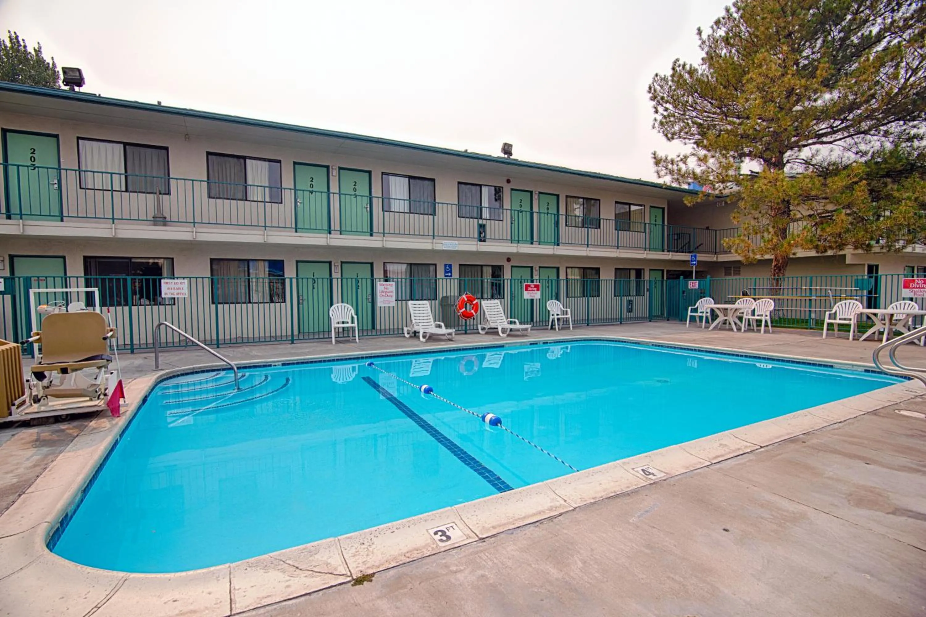 Swimming pool in Motel 6-Winnemucca, NV