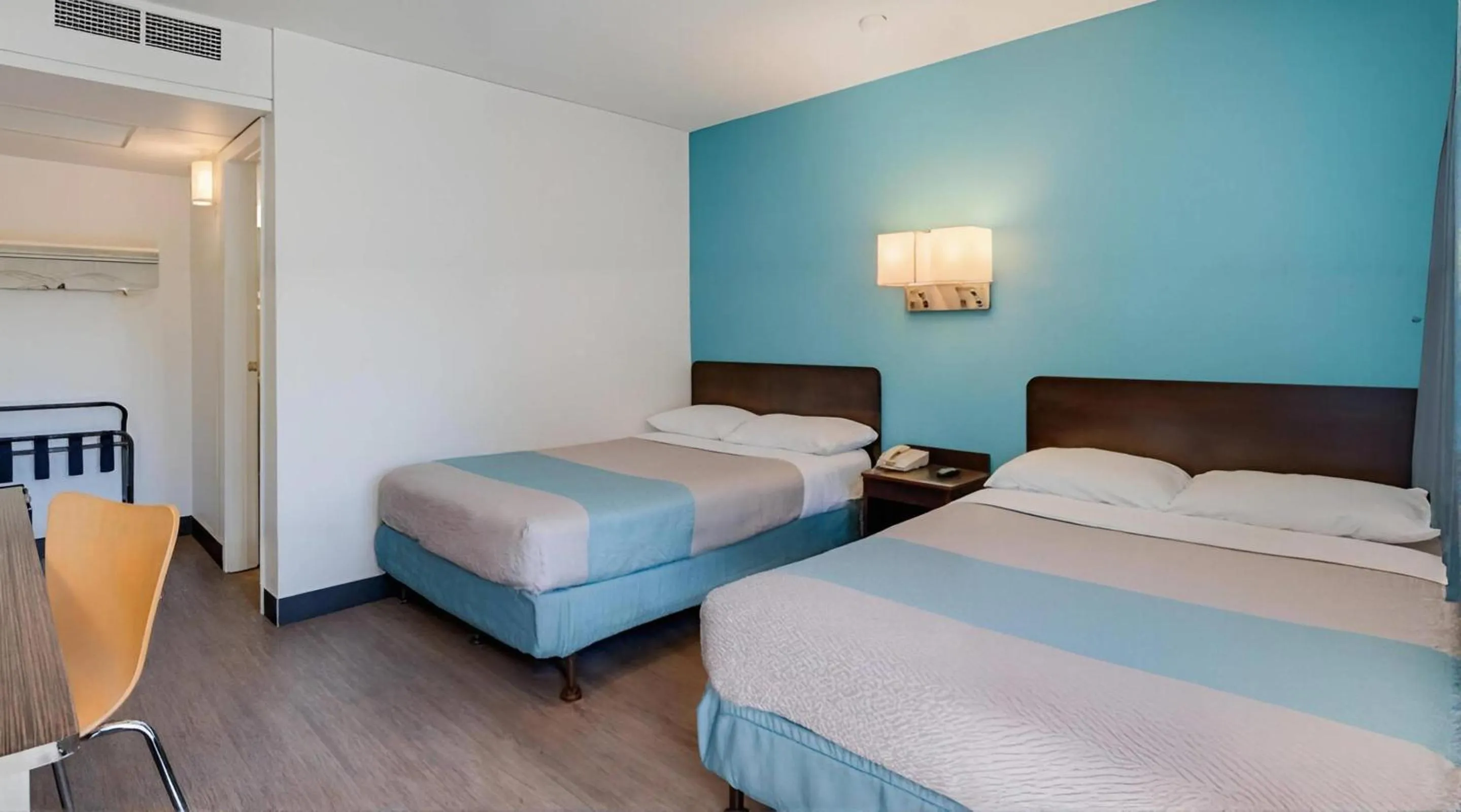 Bedroom, Bed in Park Inn by Radisson, Winnemucca