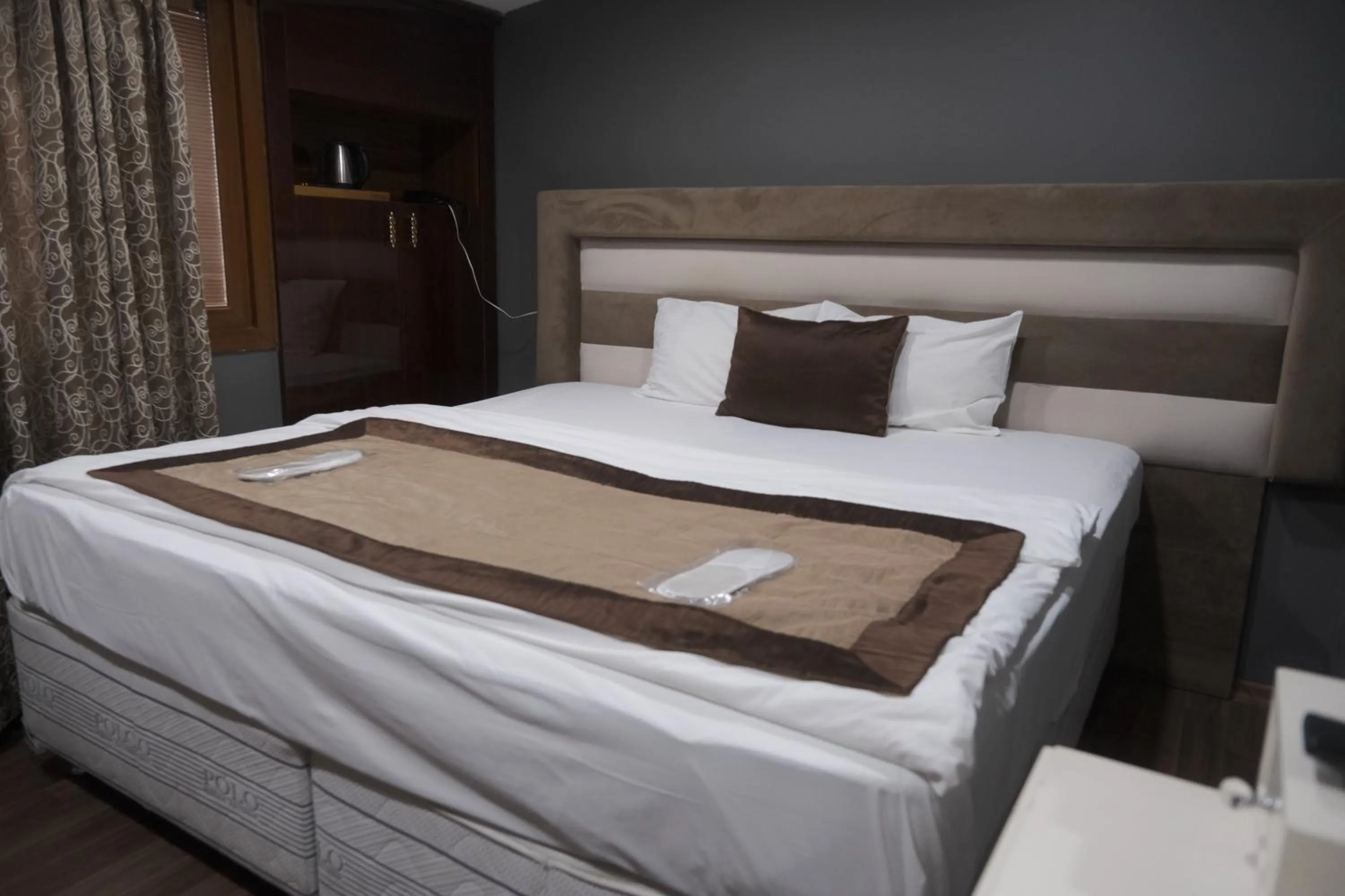 Photo of the whole room, Bed in Florya House Hotel