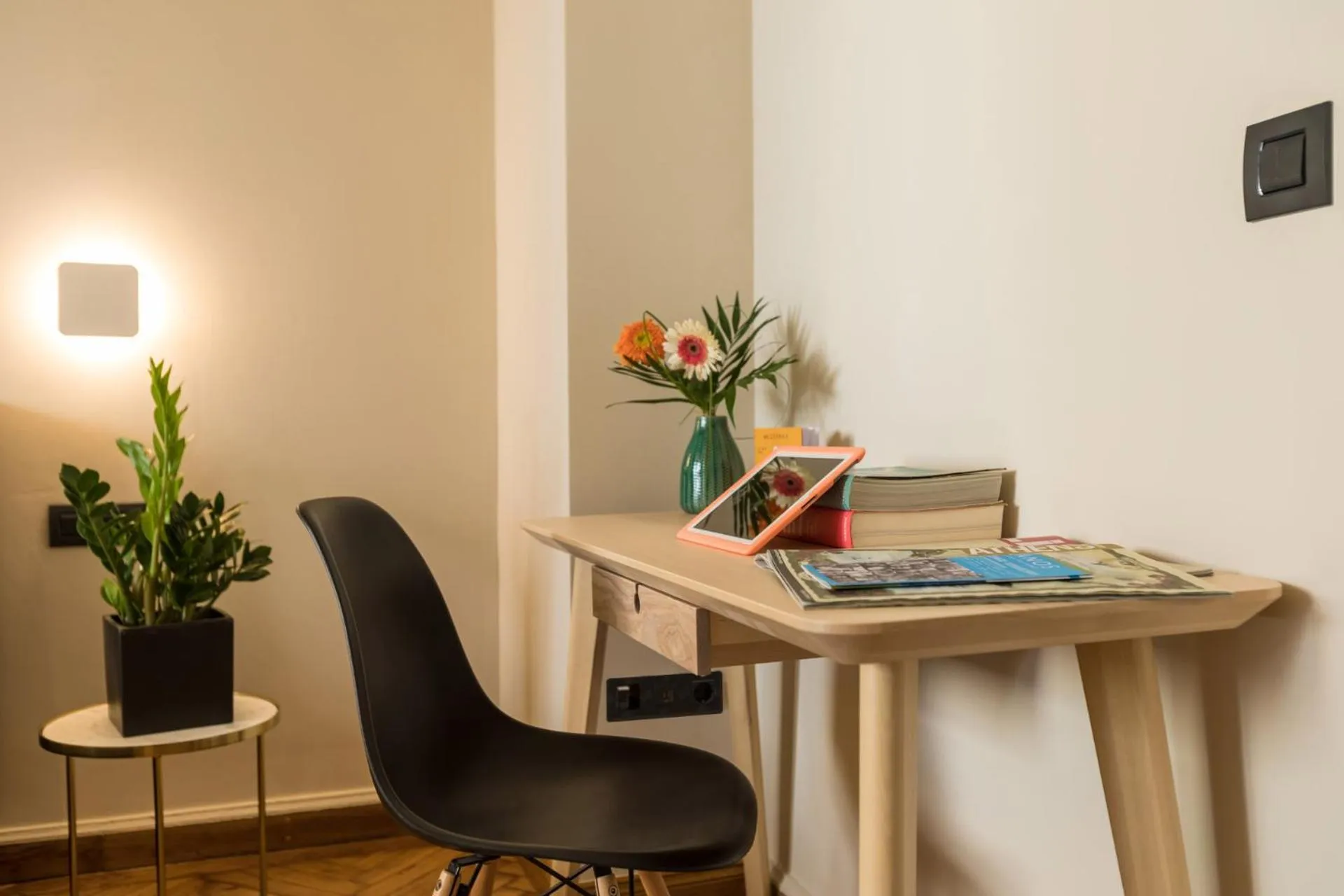 Coffee/tea facilities in Klepsydra Urban Suites