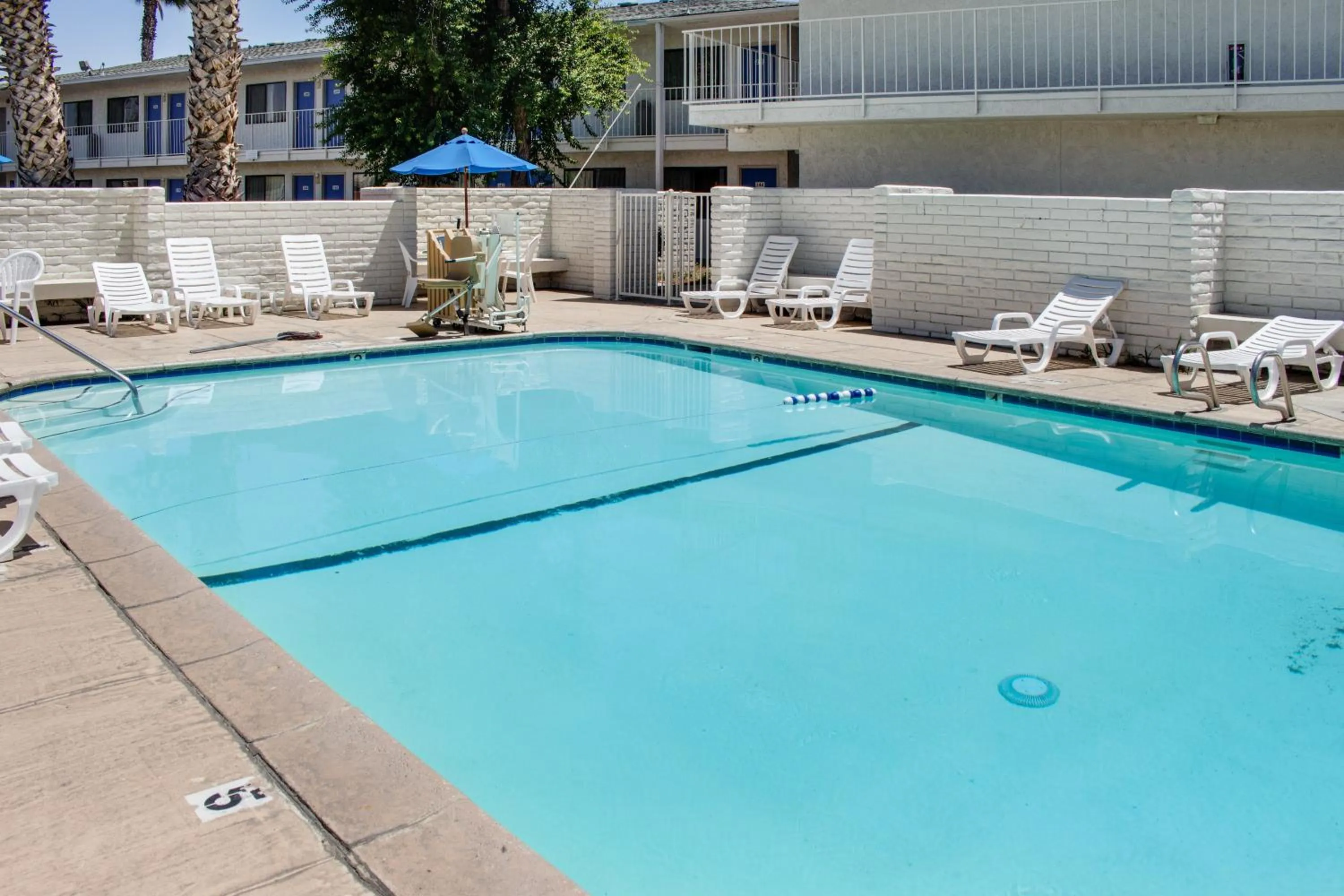 Swimming pool in Motel 6-Bakersfield, CA - South