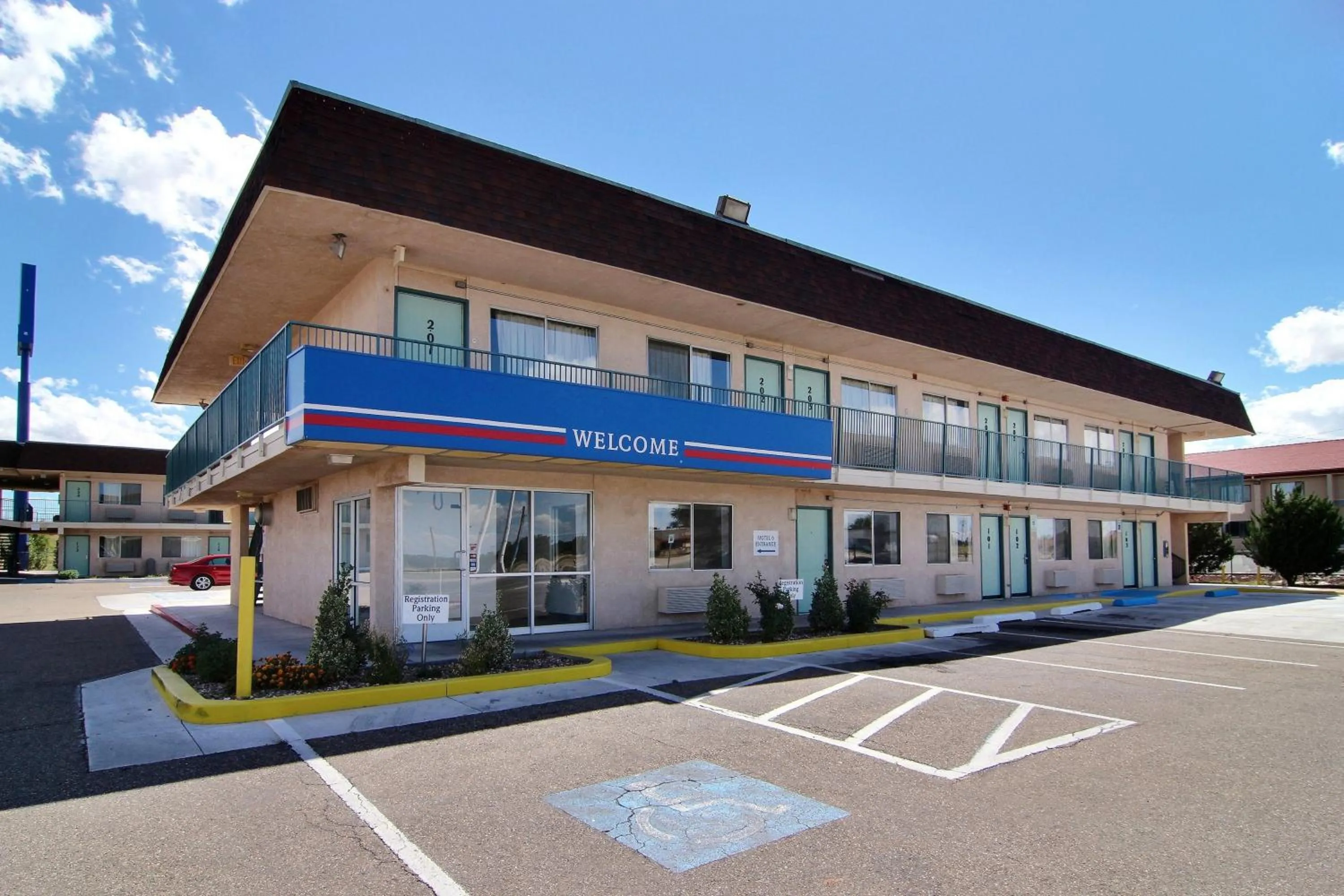 Facade/entrance in Motel 6-Santa Rosa, NM