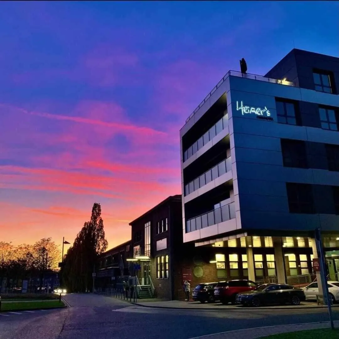 Property building in Heiner's Parkhotel