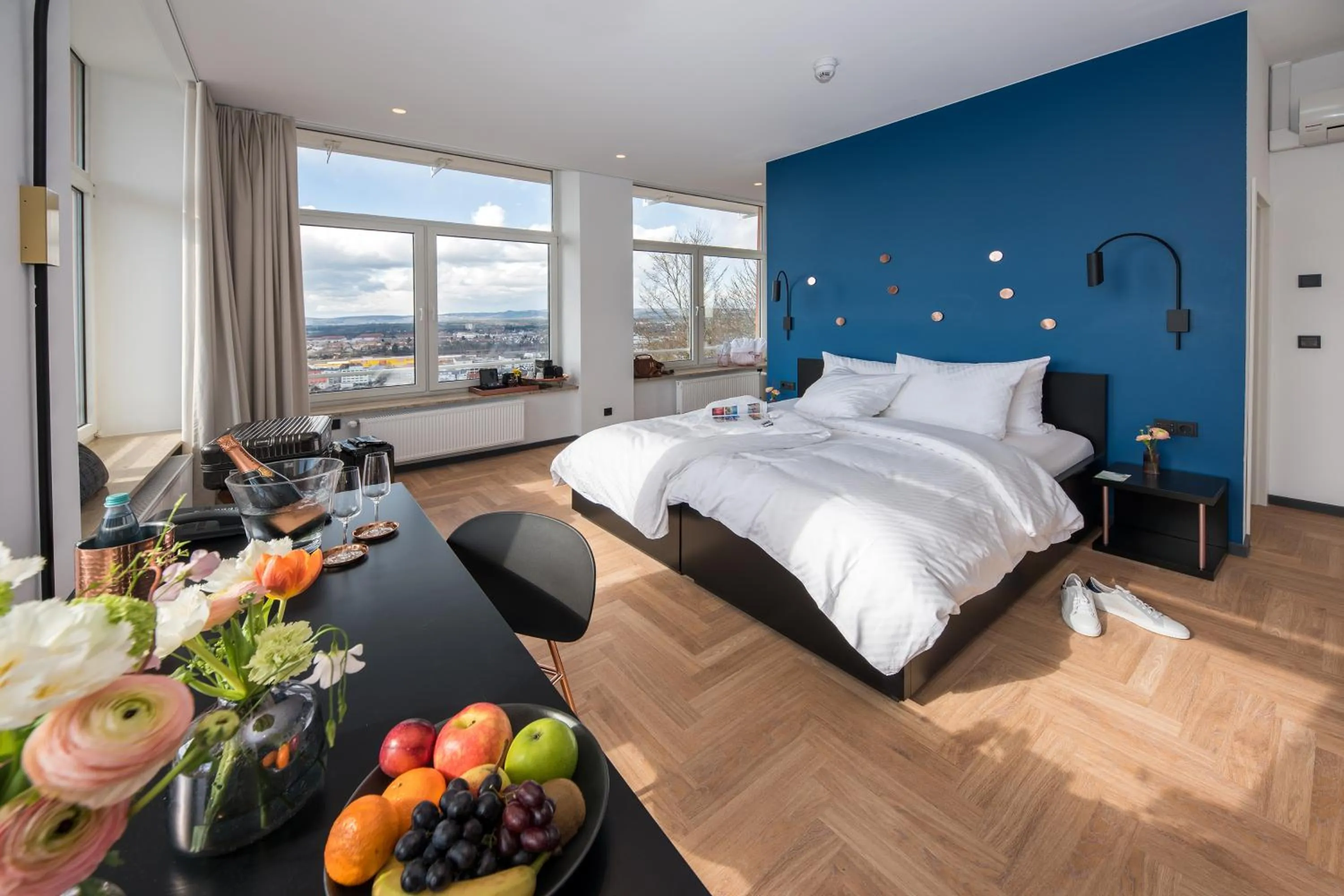 Photo of the whole room, Bed in Schlossberg Hotel Homburg