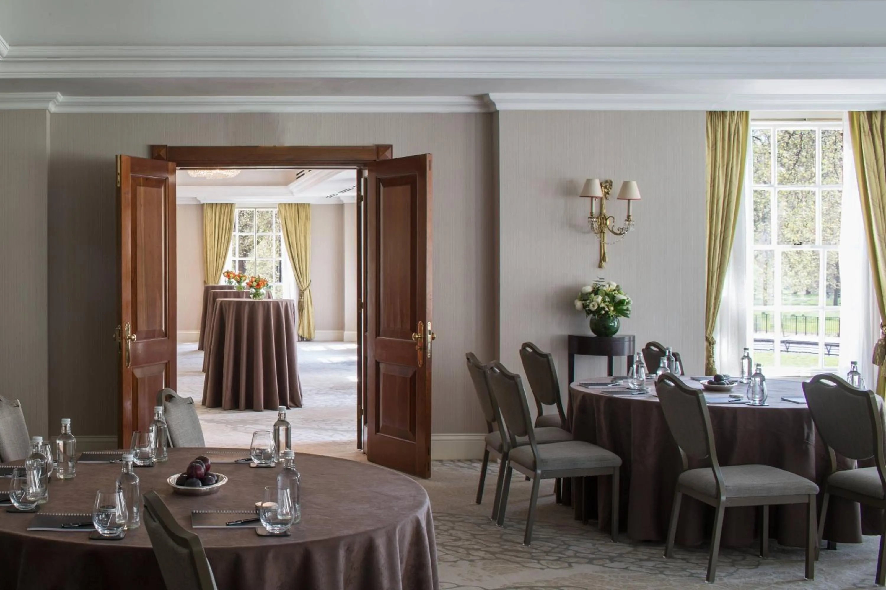 Meeting/conference room in JW Marriott Grosvenor House London