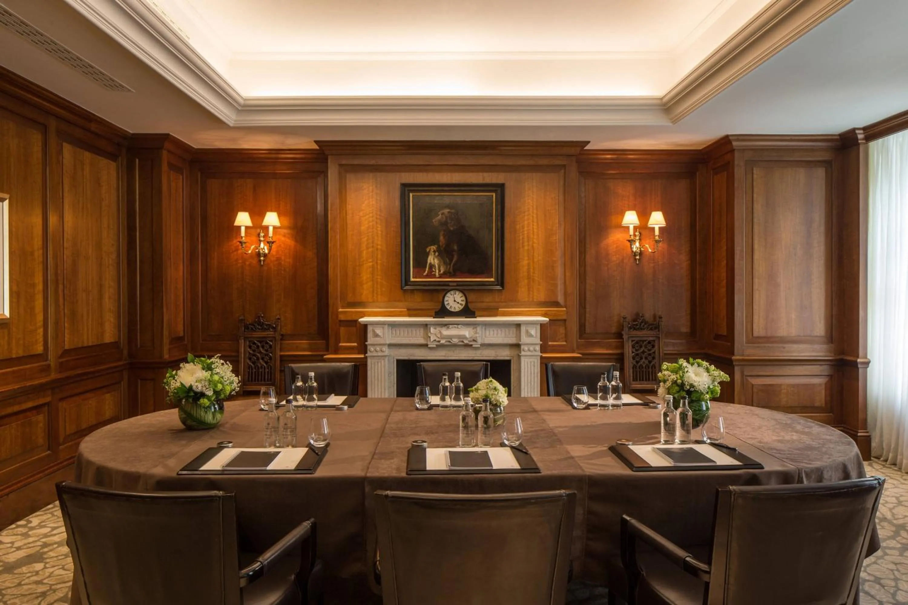 Meeting/conference room in JW Marriott Grosvenor House London