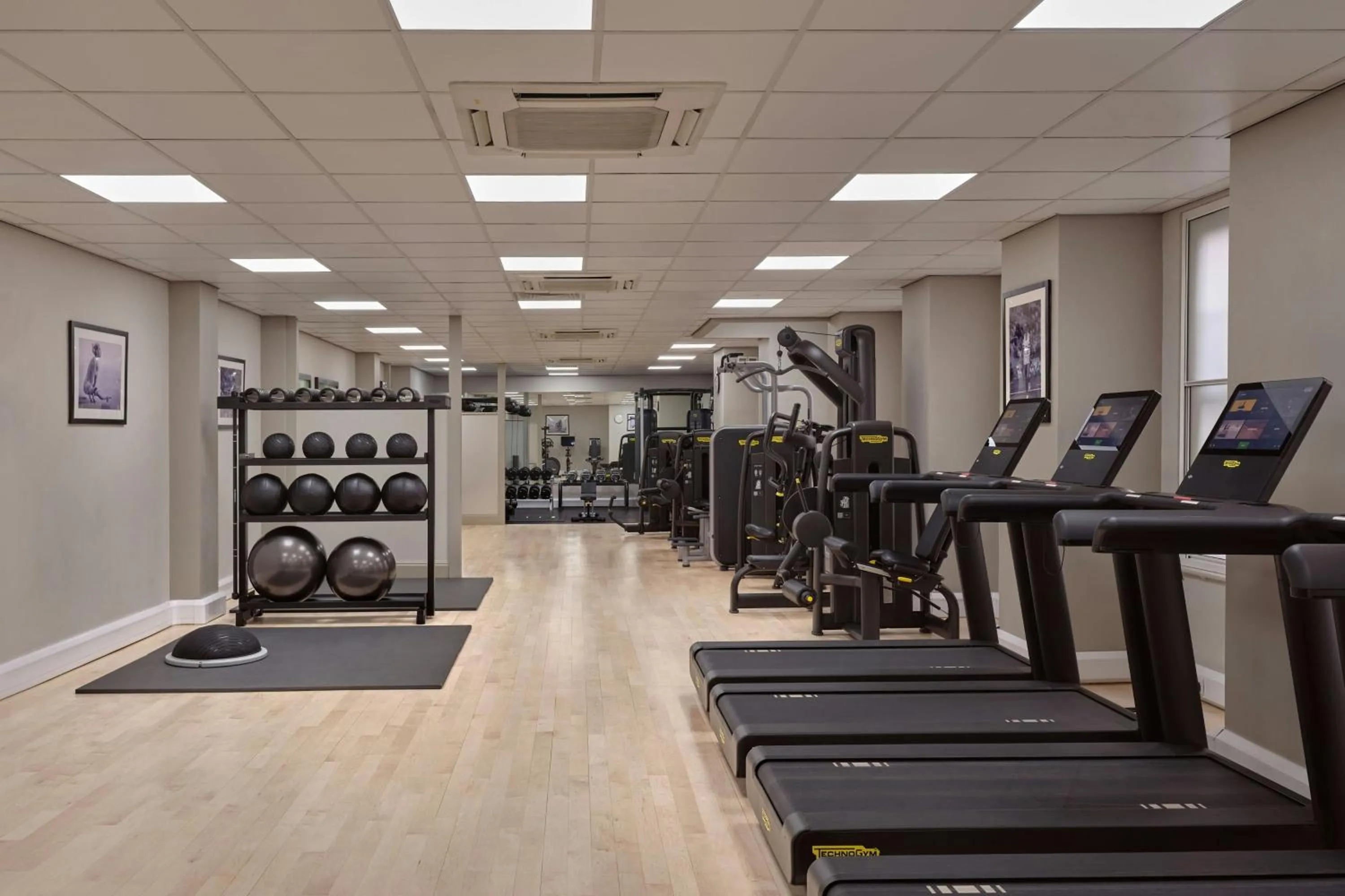 Fitness centre/facilities in JW Marriott Grosvenor House London