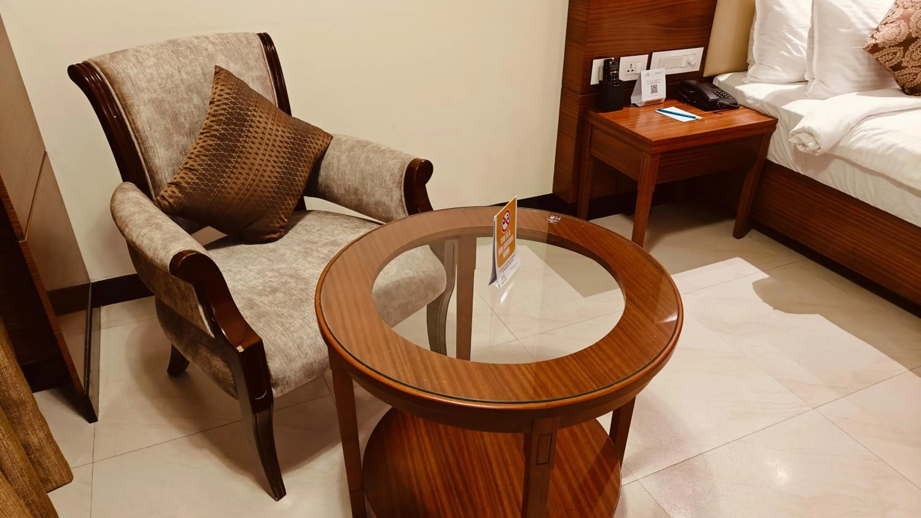 Bed in MM Legacy - A Bergamont Hotel, Kanchipuram