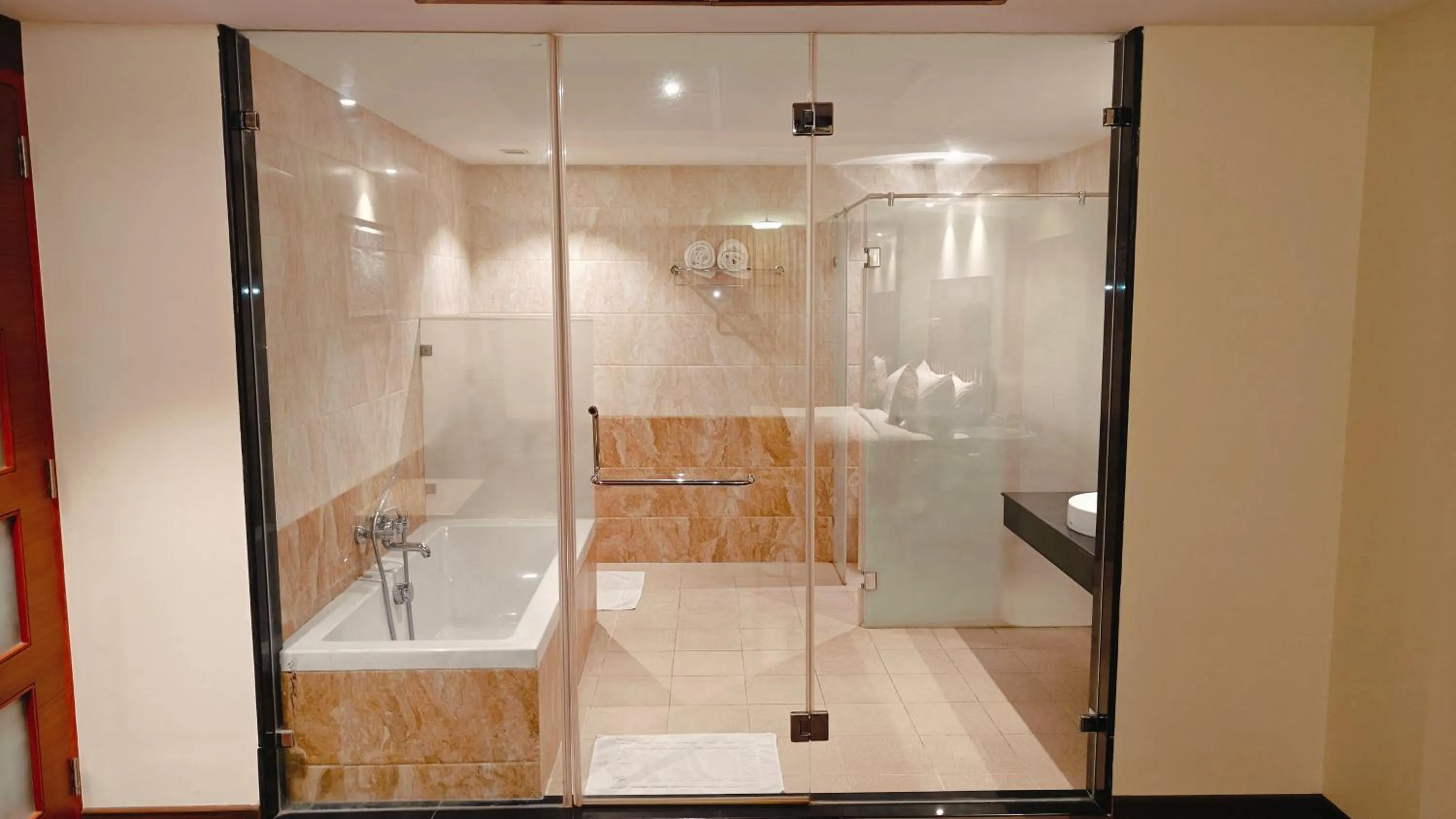 Shower in MM Legacy - A Bergamont Hotel, Kanchipuram