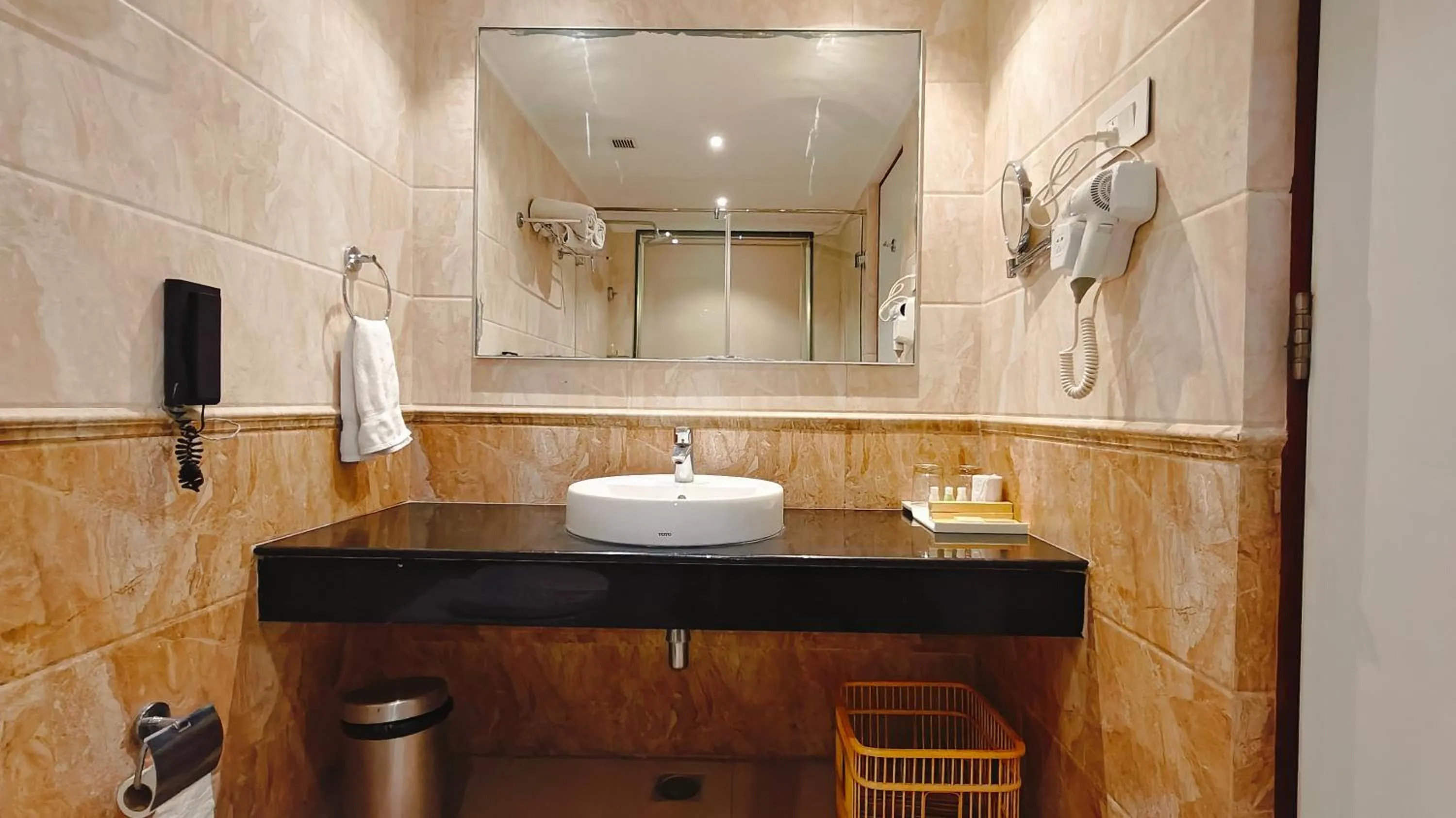 Shower in MM Legacy - A Bergamont Hotel, Kanchipuram