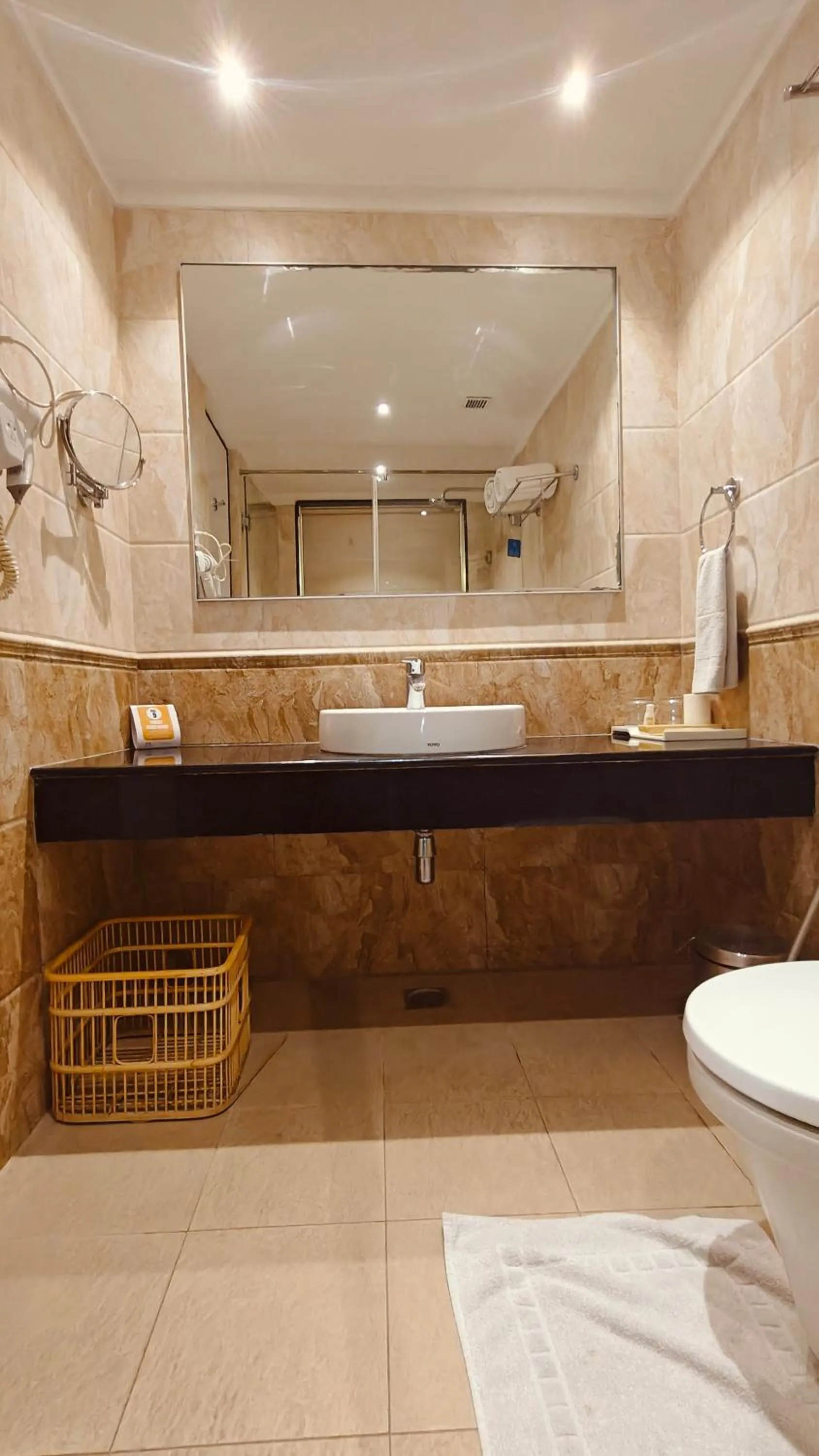 Shower in MM Legacy - A Bergamont Hotel, Kanchipuram