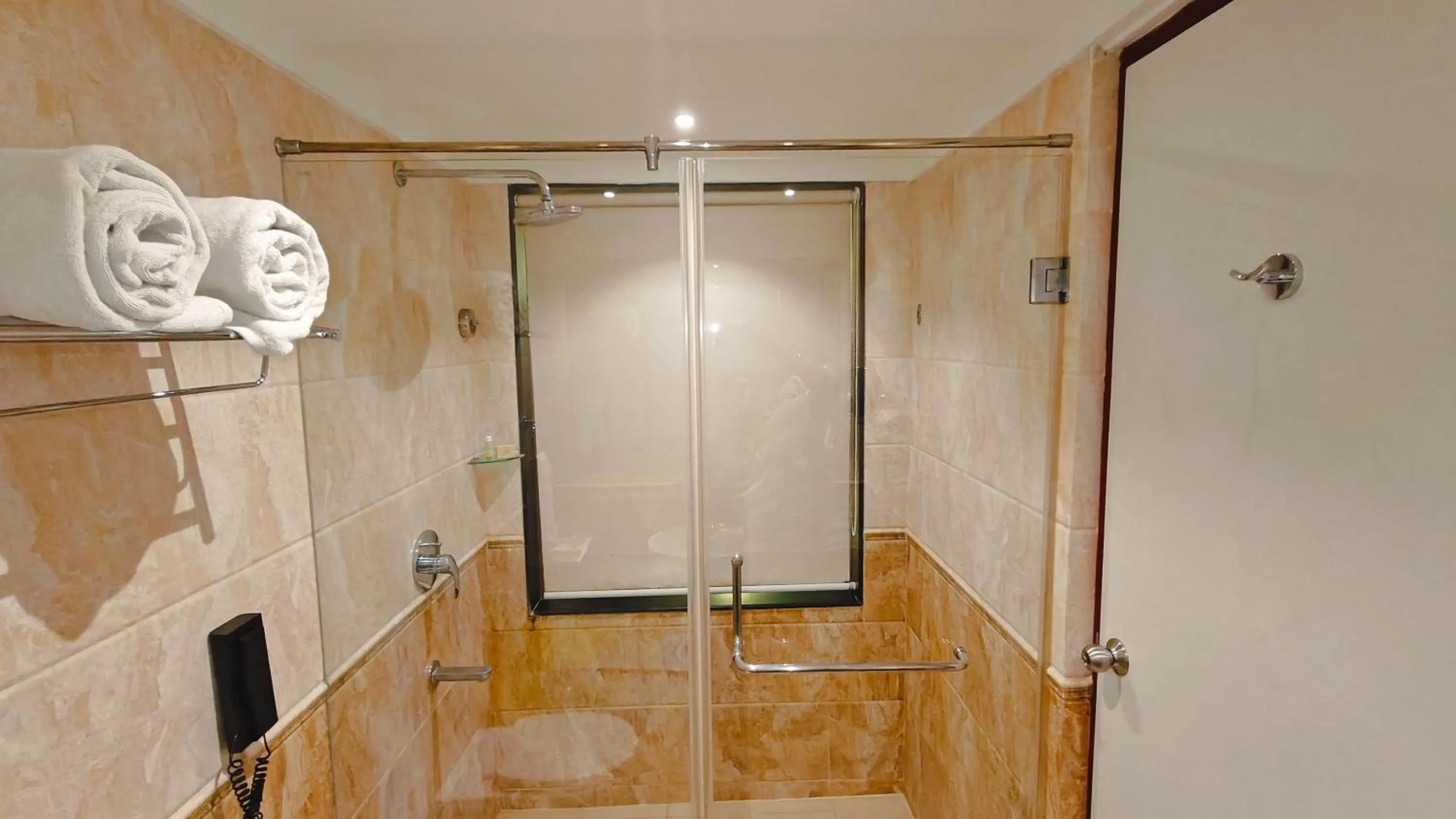 Shower in MM Legacy - A Bergamont Hotel, Kanchipuram