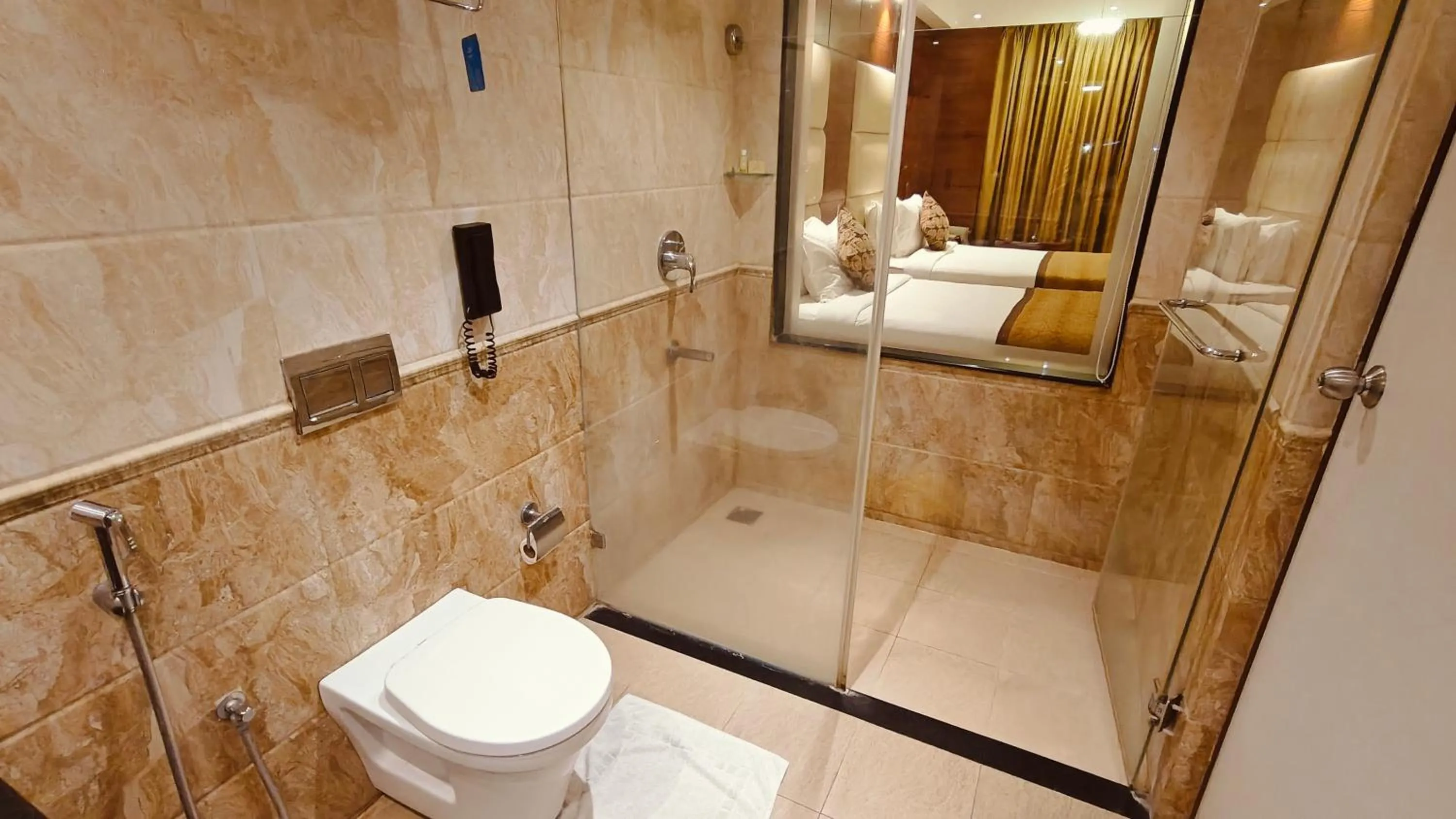 Shower, Bed in MM Legacy - A Bergamont Hotel, Kanchipuram
