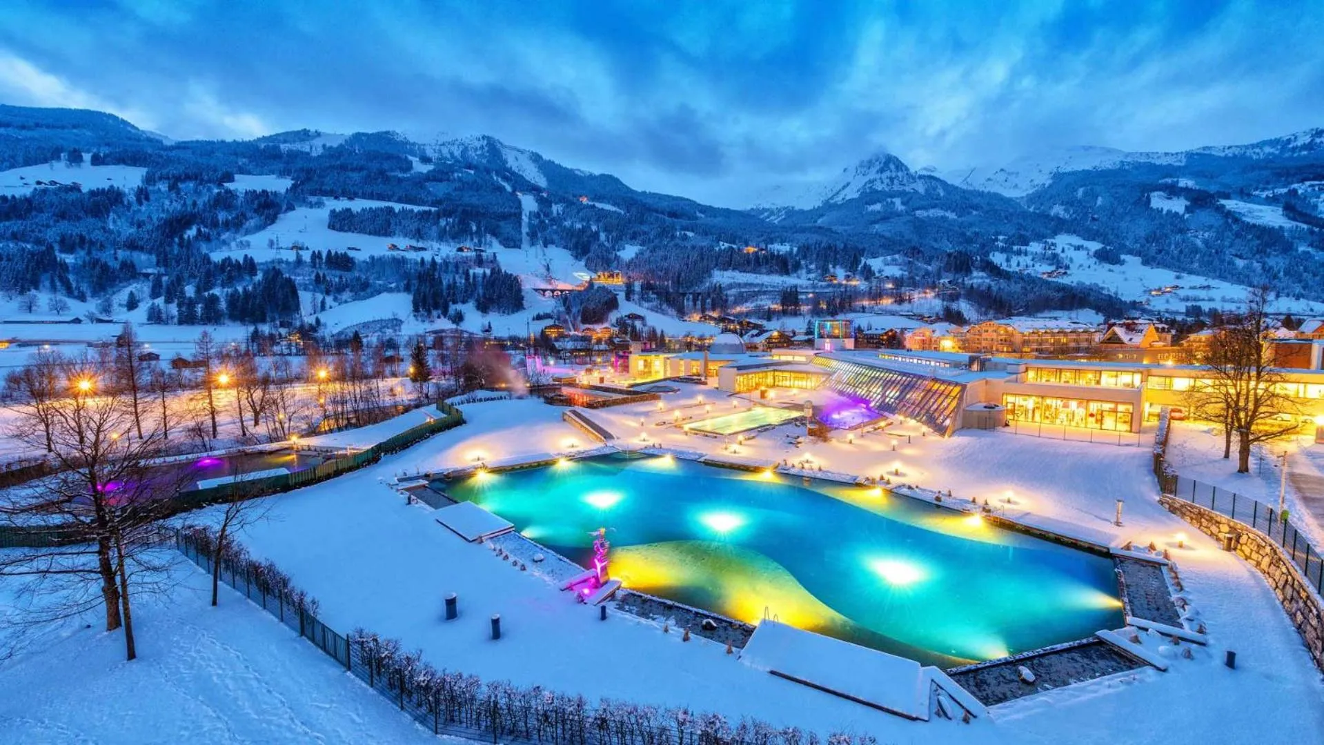 Swimming pool in Aktiv- & Gesundheitsresort das GXUND - Thermeneintritt inklusive