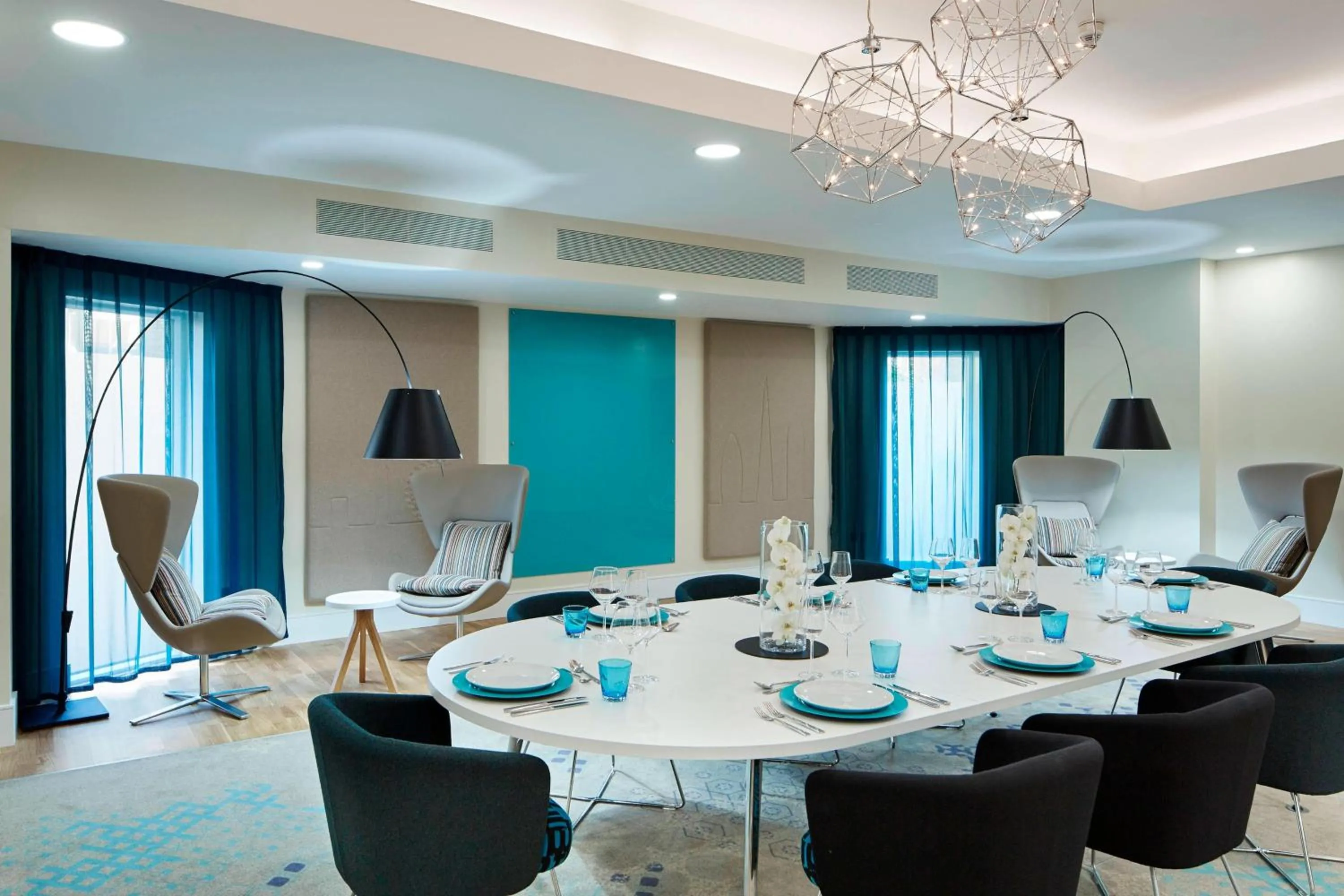 Meeting/conference room in London Marriott Hotel Kensington