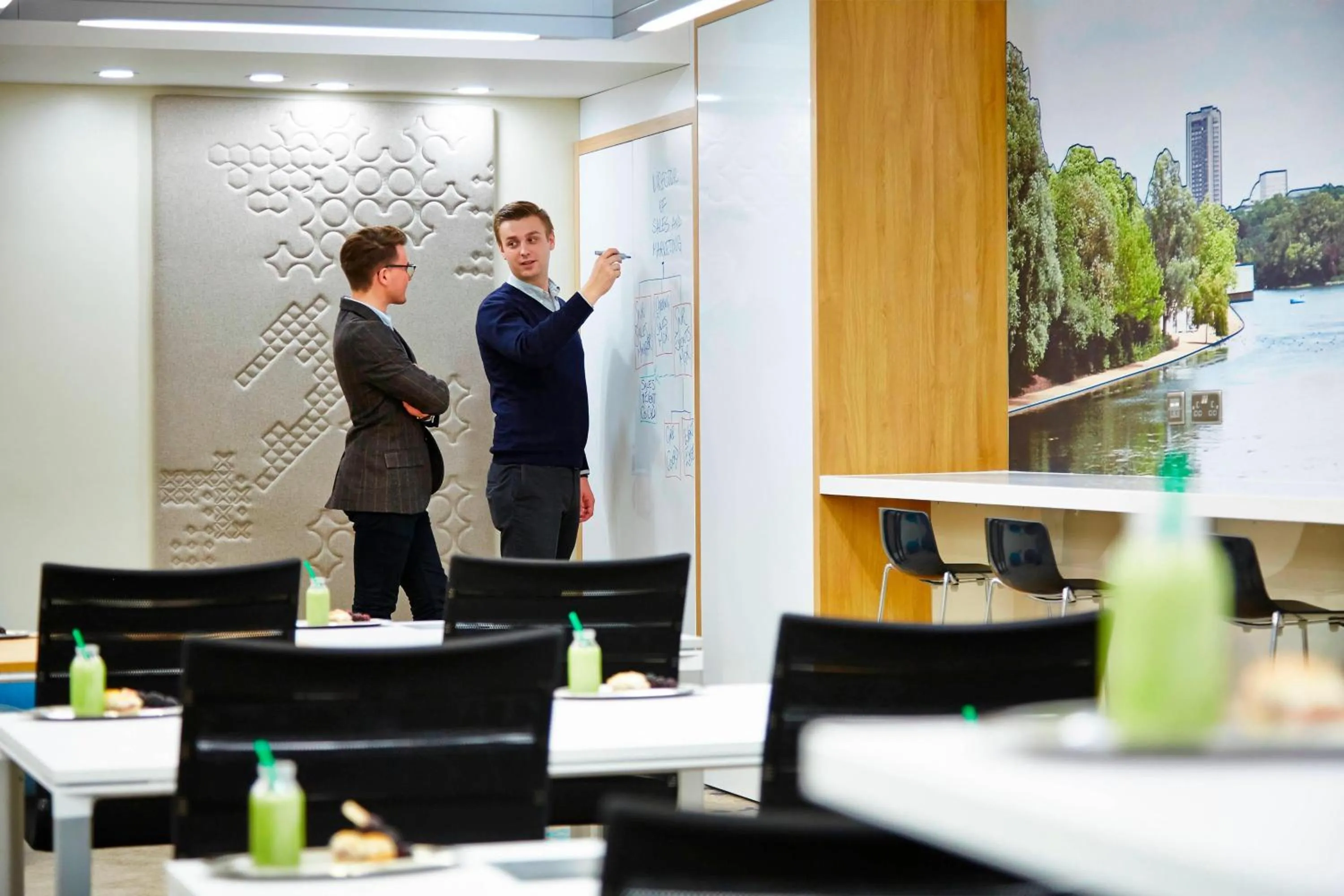 Meeting/conference room in London Marriott Hotel Kensington