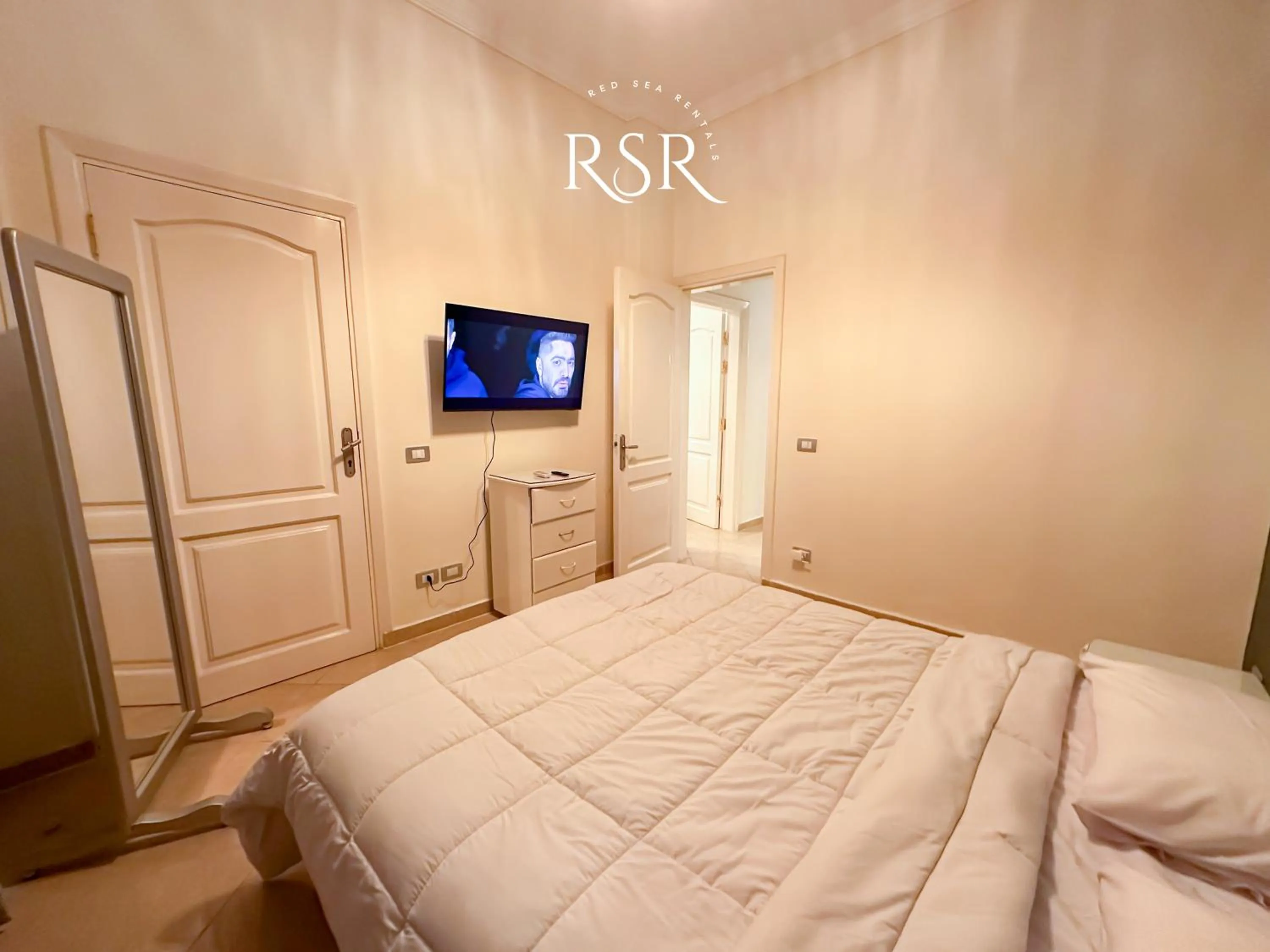 Bed in Green Garden Resort