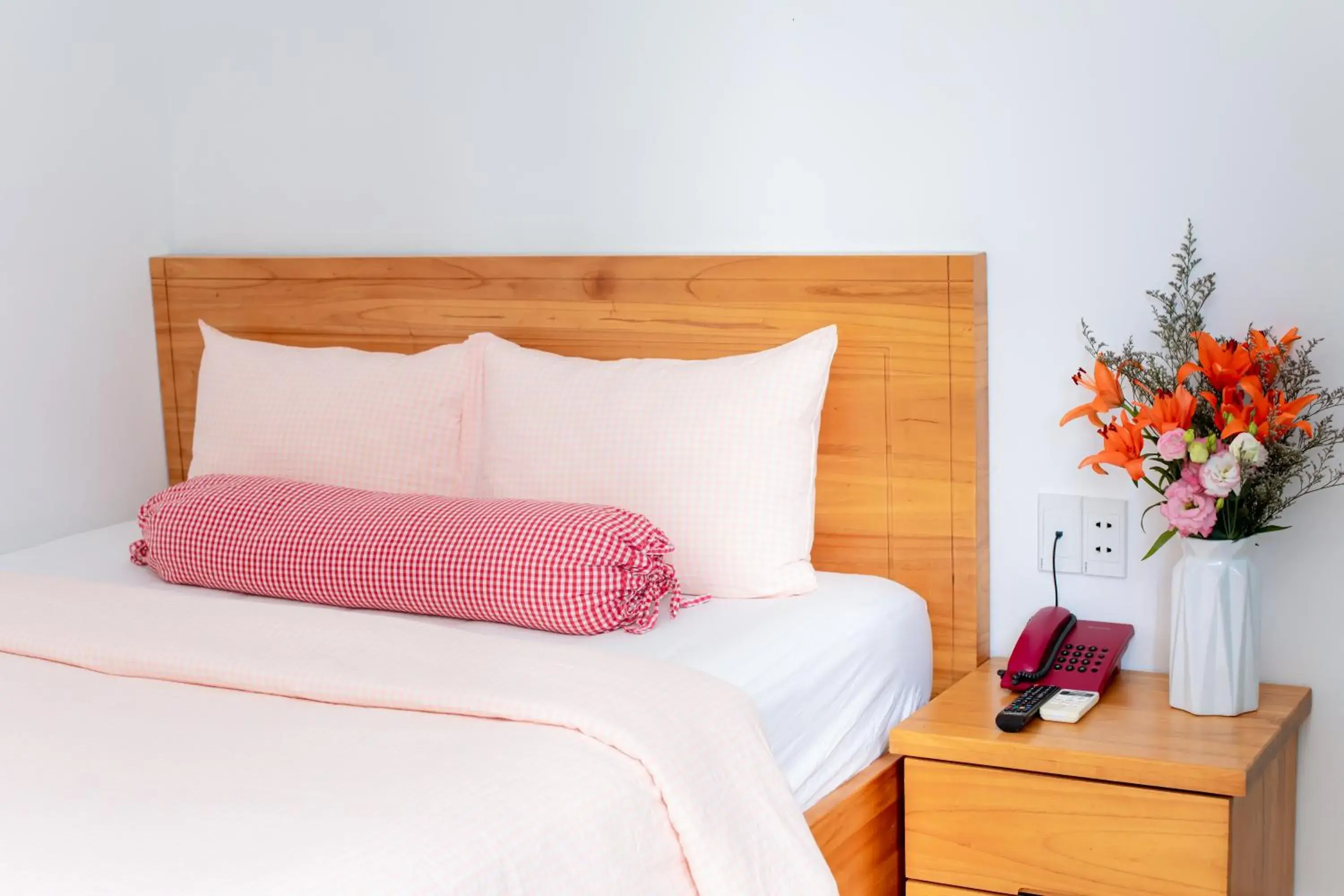 Standard Double Room in Phan Anh Hotel - Bui Vien Walking Street Standard Double Room in Phan Anh Hotel - Bui Vien Walking Street