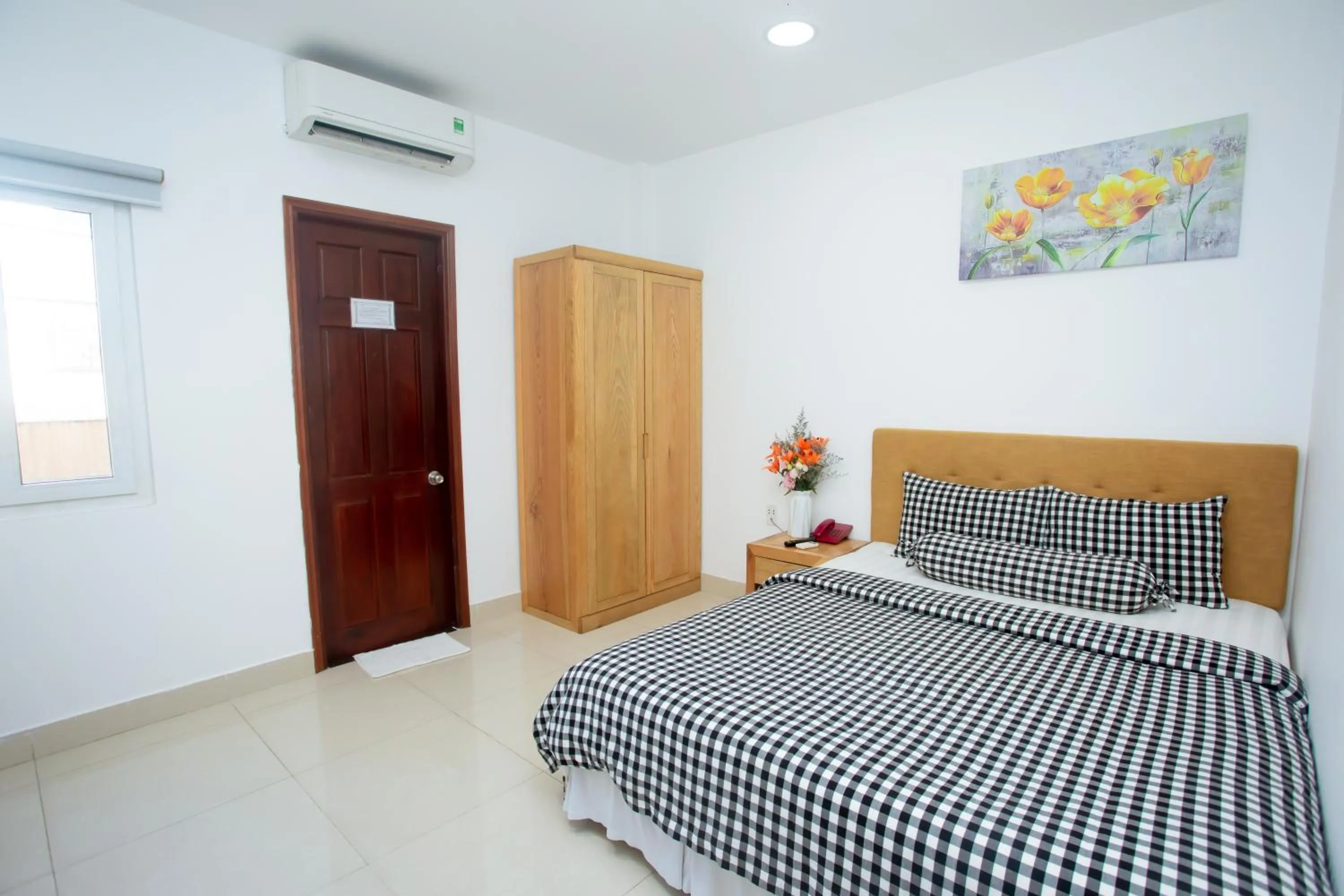 Bed in Phan Anh Hotel - Bui Vien Walking Street